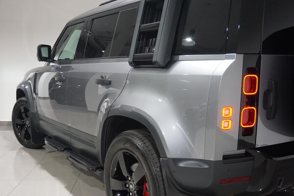 Used Land Rover Defender 110 2023 for sale - 74838031: Photo 42