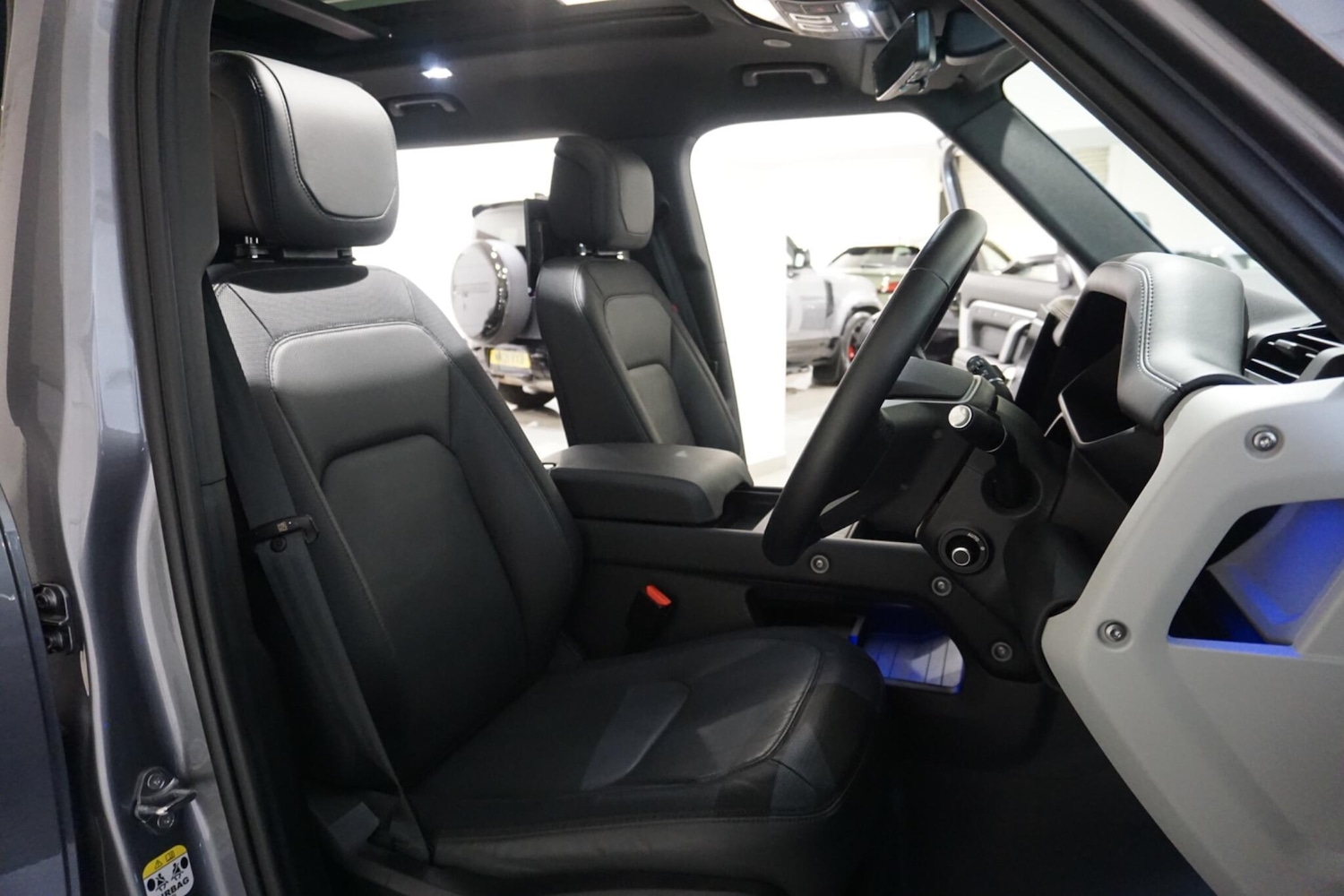 Used Land Rover Defender 110 2024 for sale - 76226838: Photo 10