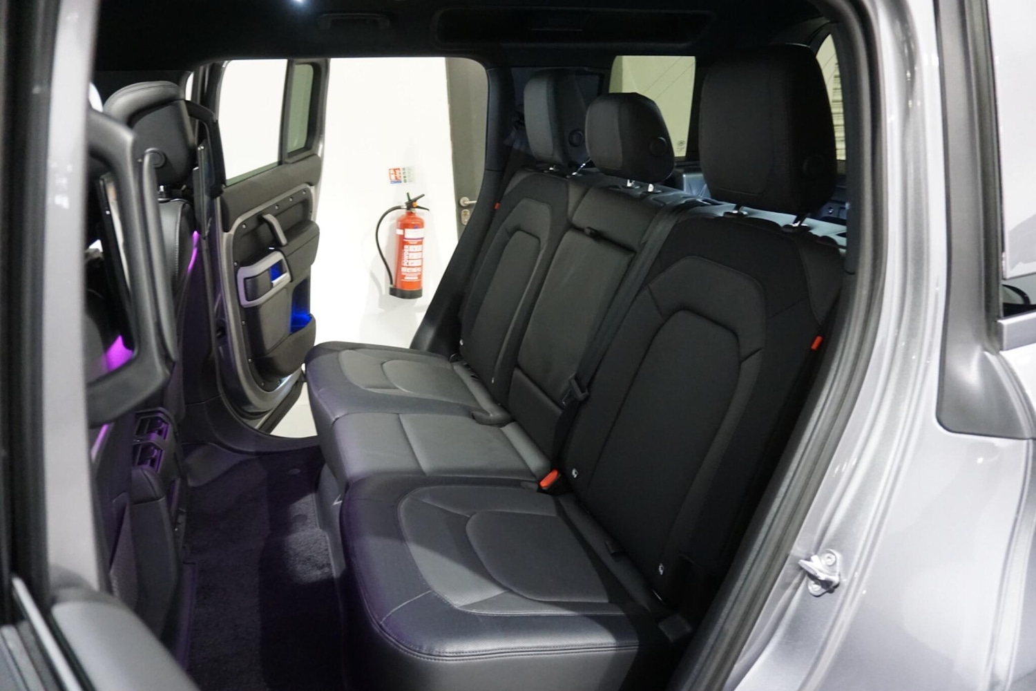 Used Land Rover Defender 110 2024 for sale - 76226838: Photo 12