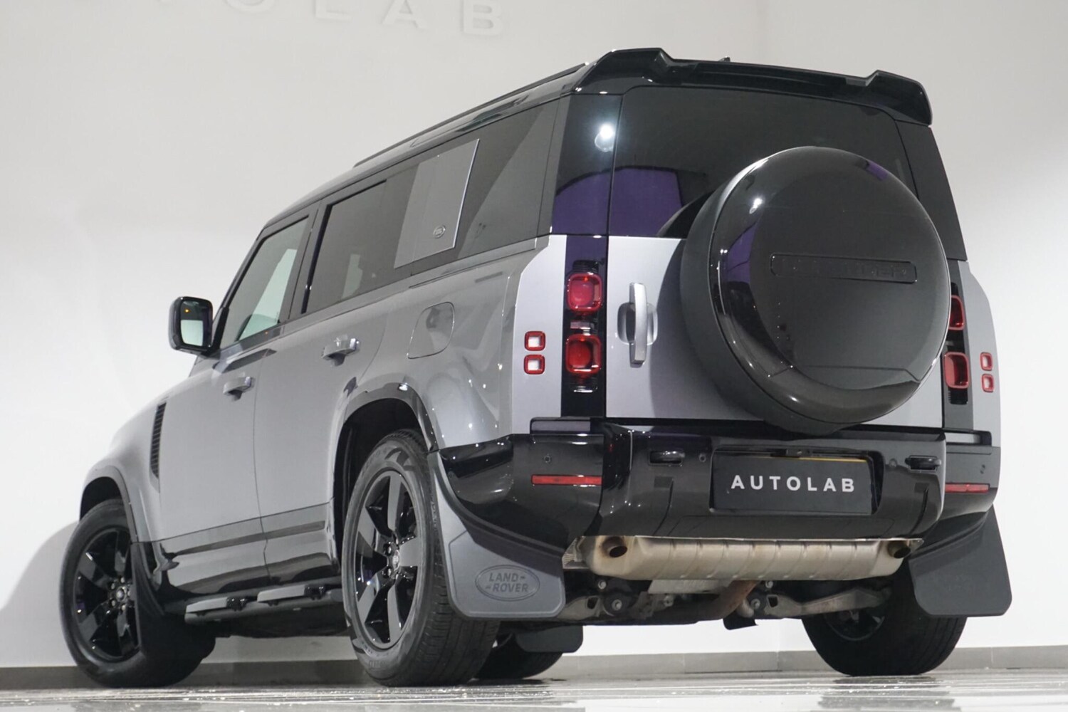 Used Land Rover Defender 110 2024 for sale - 76226838: Photo 28