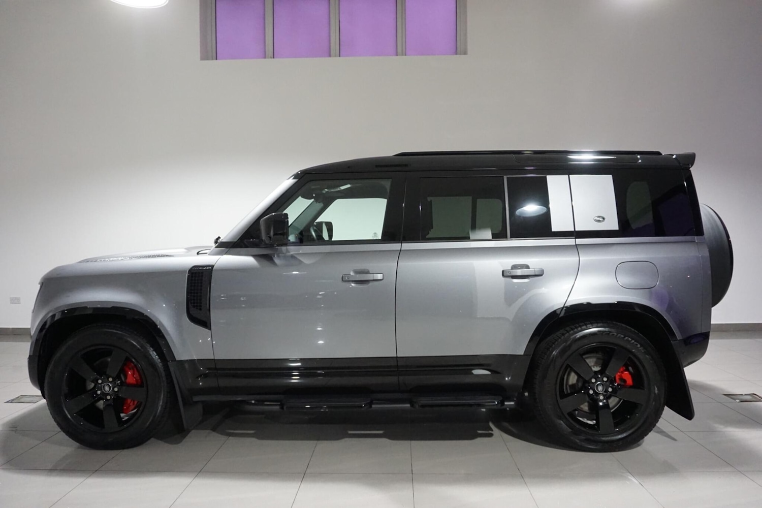 Used Land Rover Defender 110 2024 for sale - 76226838: Photo 32