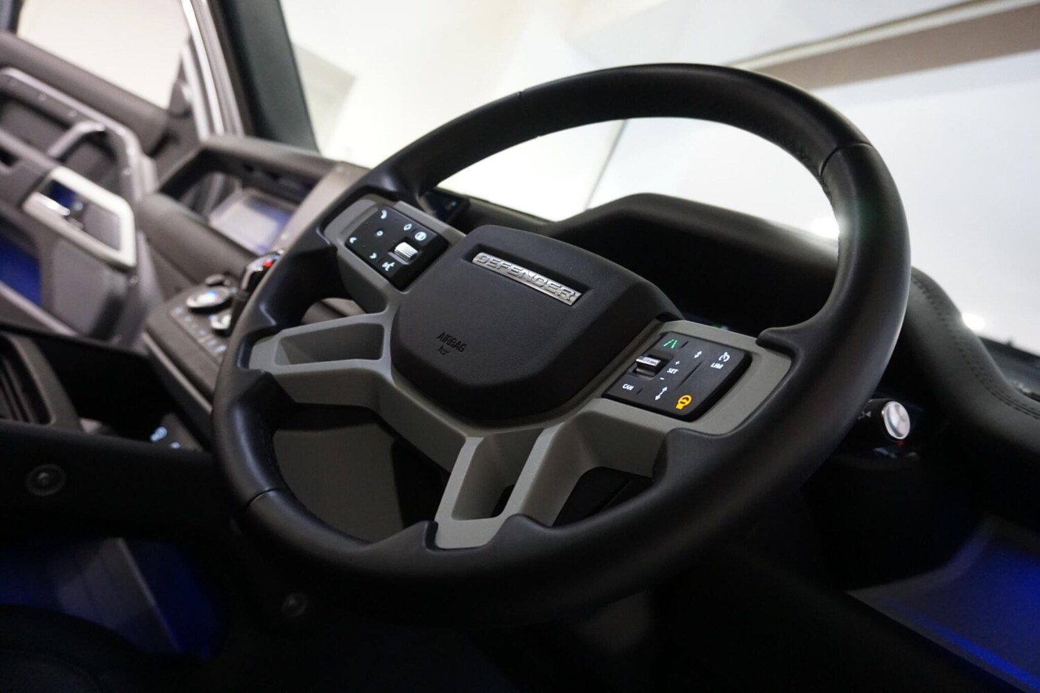 Used Land Rover Defender 110 2024 for sale - 76226838: Photo 55