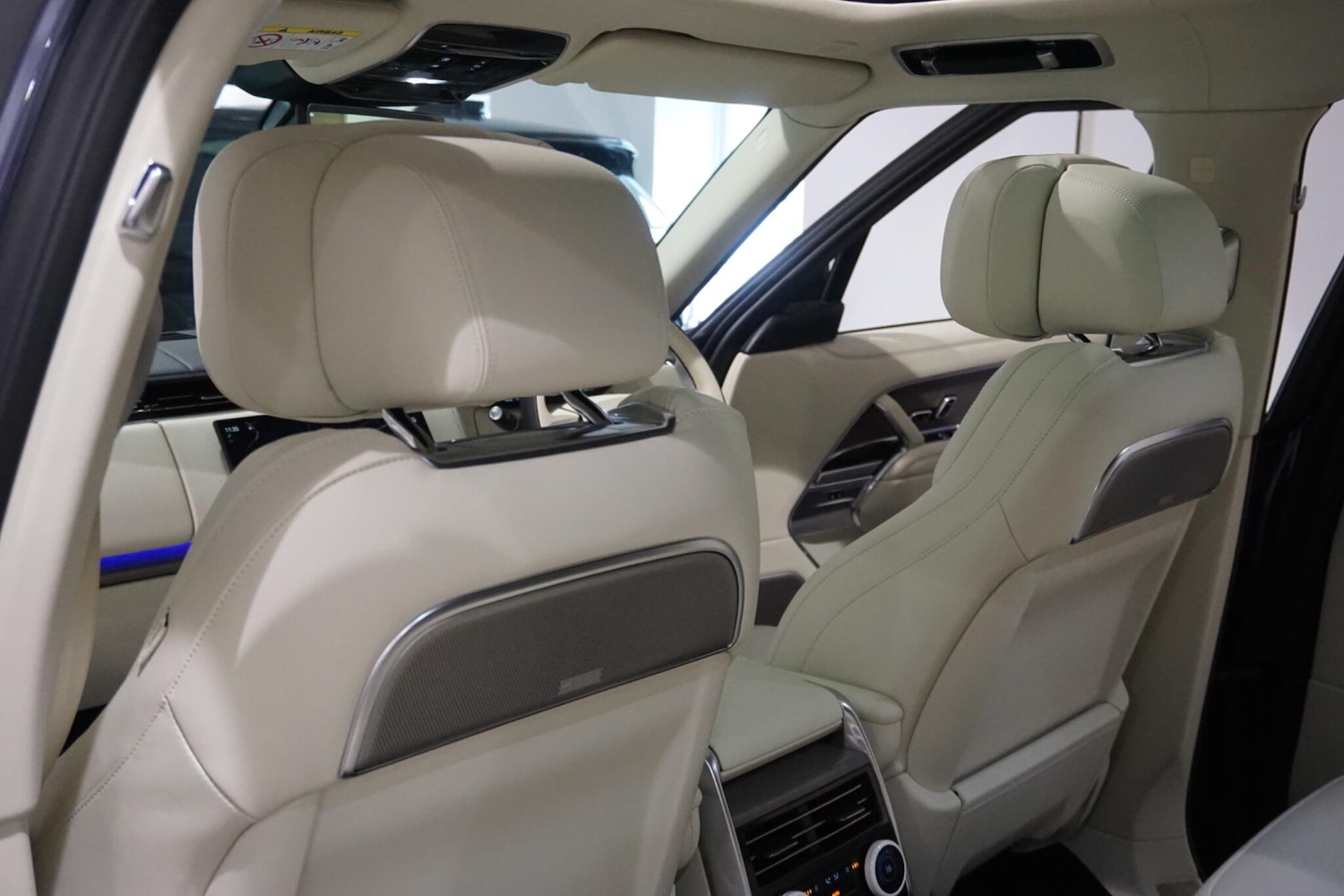 Used Land Rover Range Rover 2023 for sale - 76153030: Photo 12