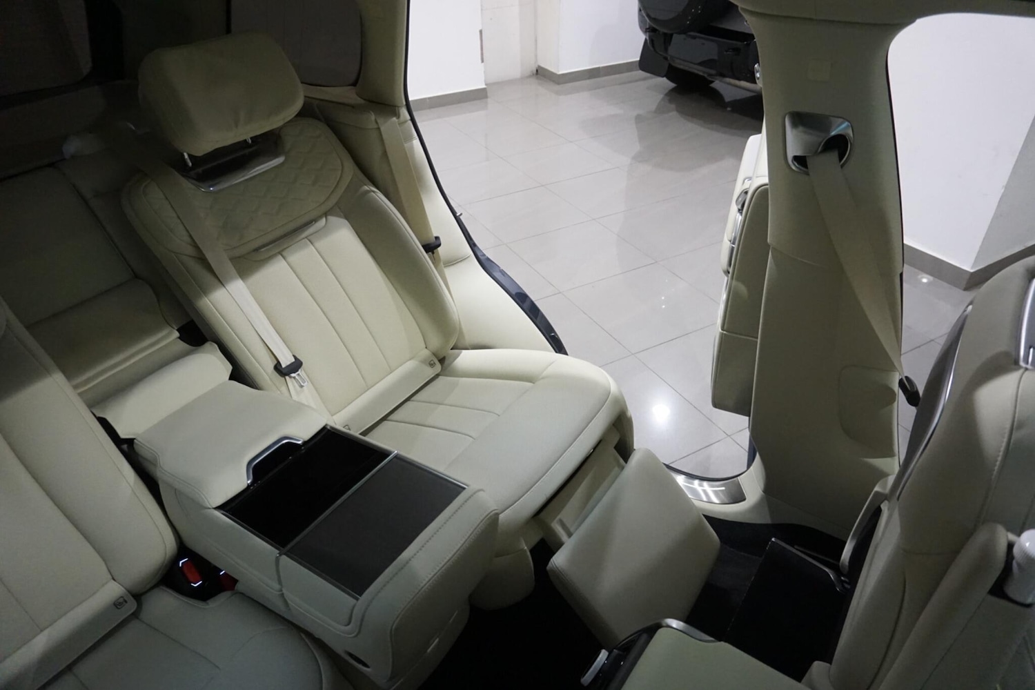Used Land Rover Range Rover 2023 for sale - 76153030: Photo 13
