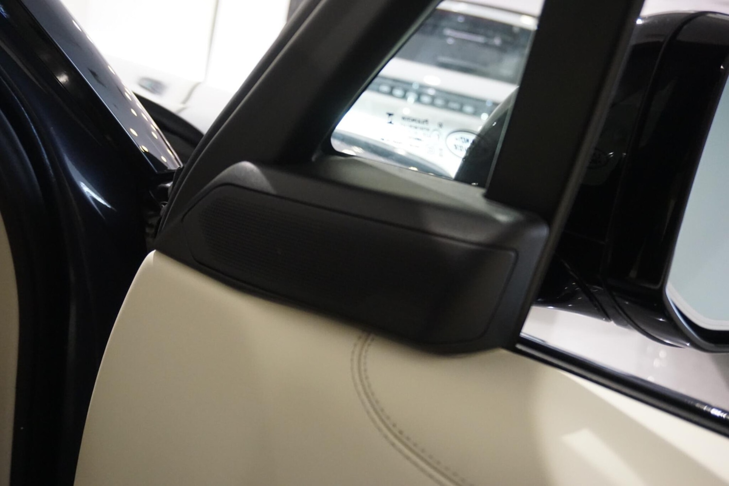 Used Land Rover Range Rover 2023 for sale - 76153030: Photo 22
