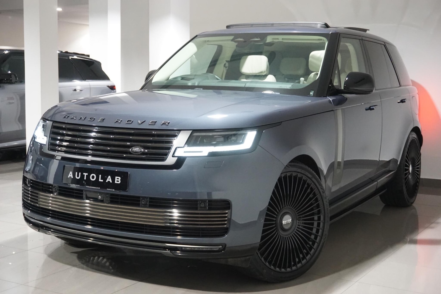 Used Land Rover Range Rover 2023 for sale - 76153030: Photo 23
