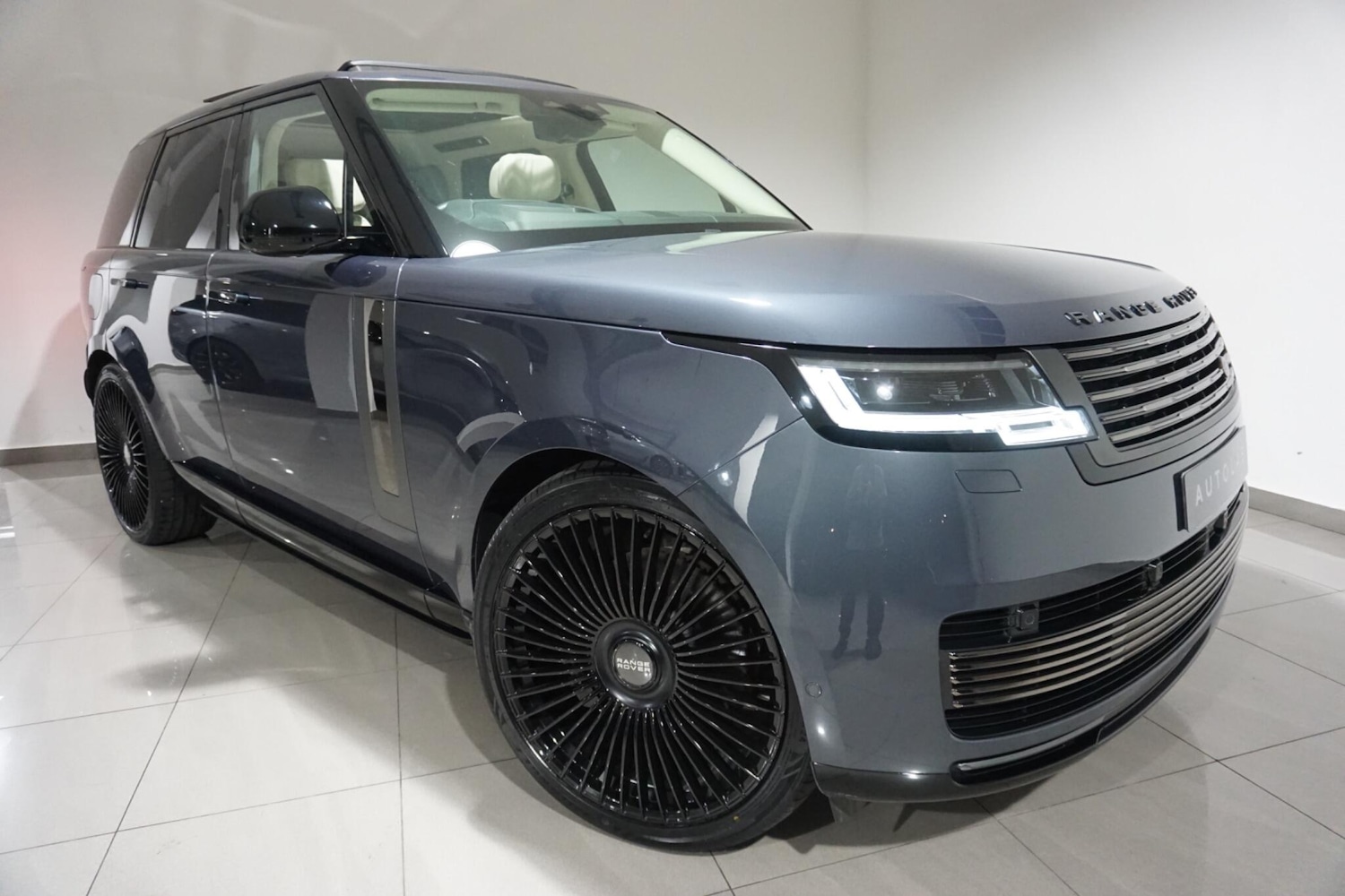 Used Land Rover Range Rover 2023 for sale - 76153030: Photo 25