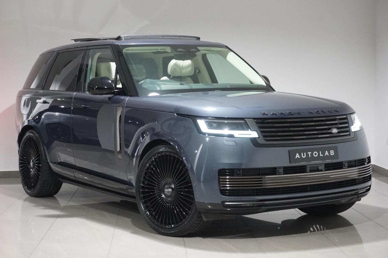 Used Land Rover Range Rover 2023 for sale - 76153030: Photo 40