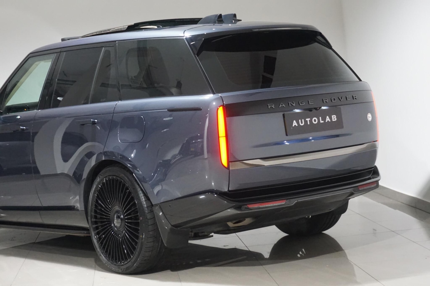 Used Land Rover Range Rover 2023 for sale - 76153030: Photo 43