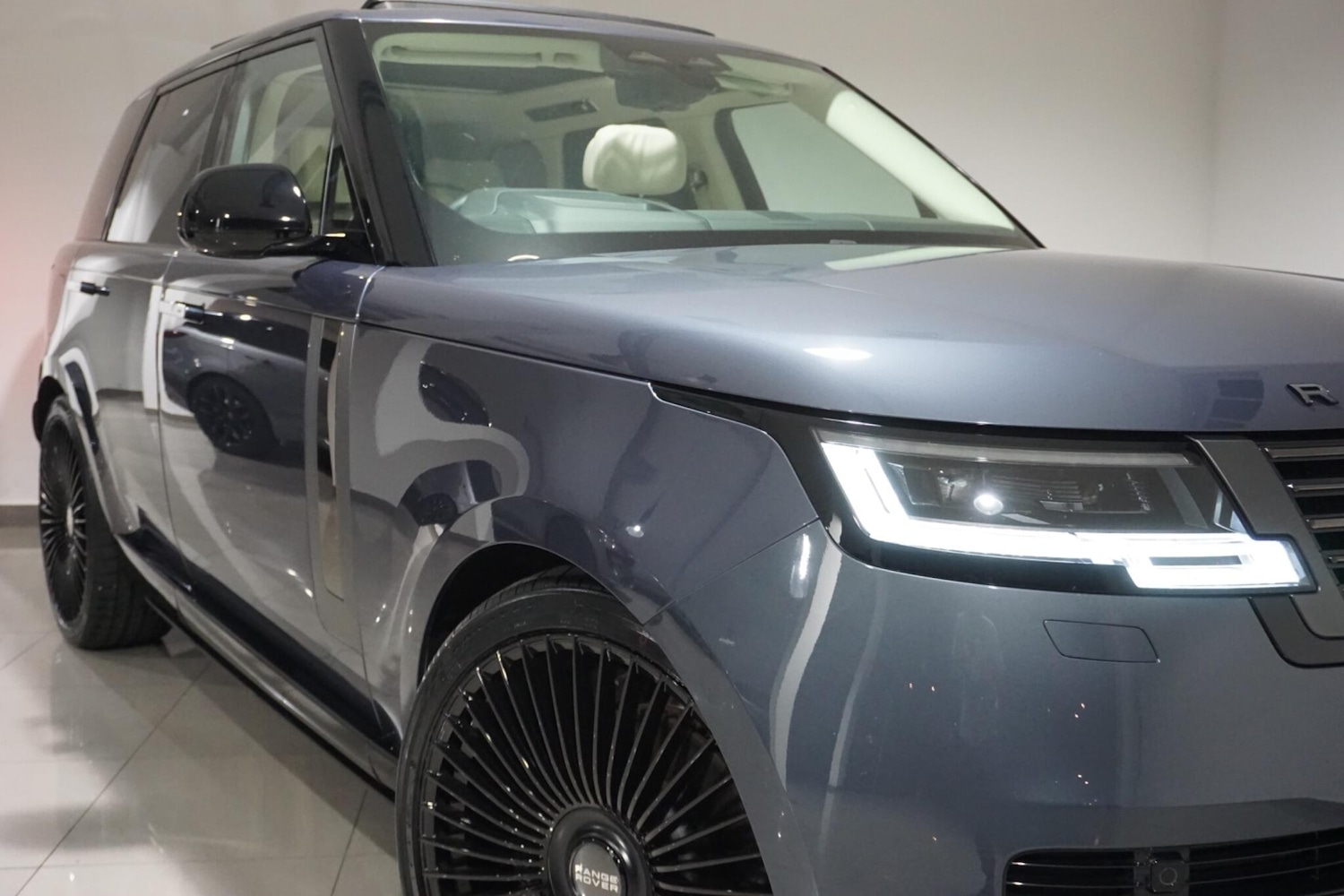 Used Land Rover Range Rover 2023 for sale - 76153030: Photo 52