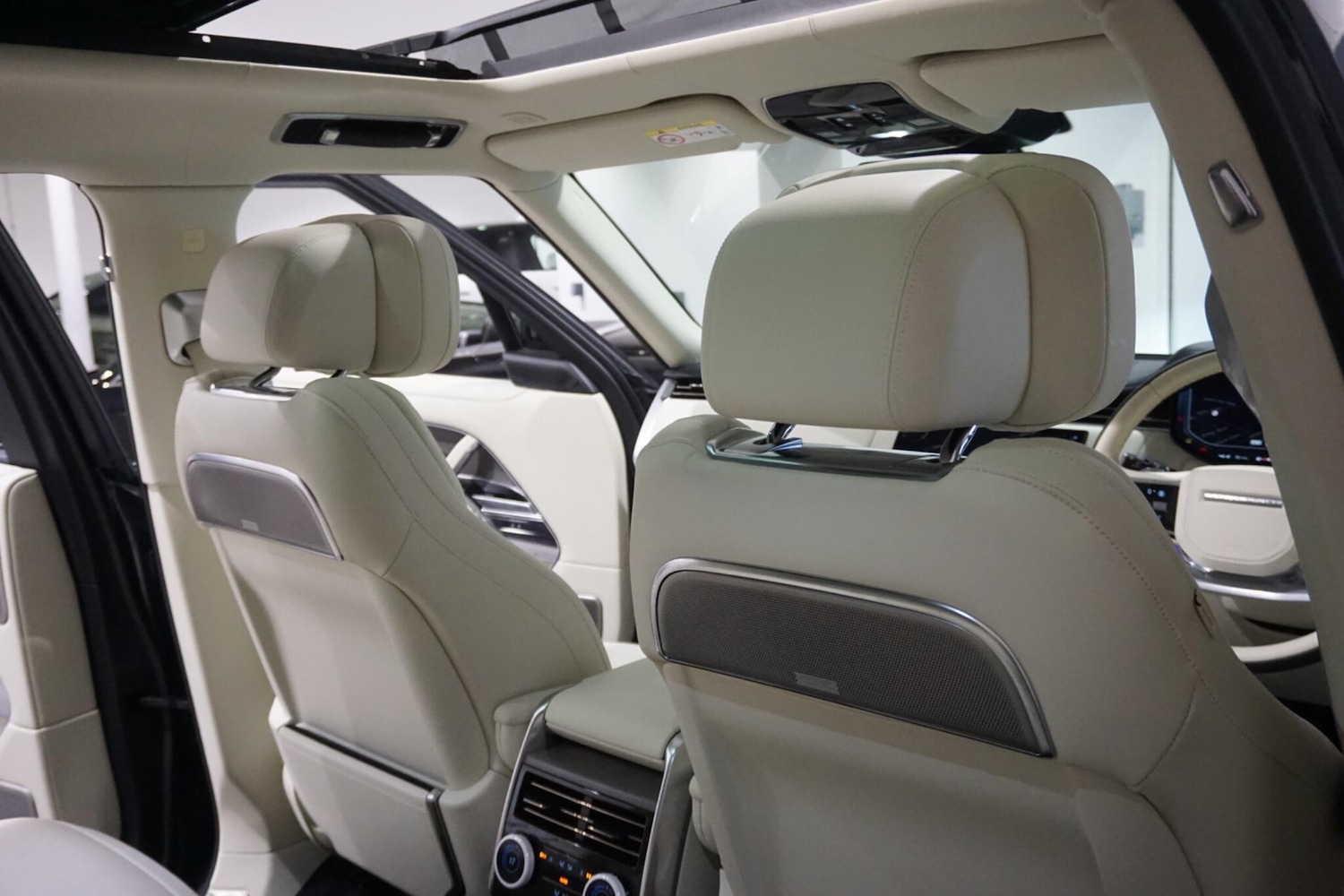 Used Land Rover Range Rover 2023 for sale - 76153030: Photo 58