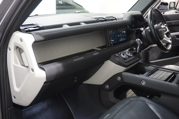 Used Land Rover Defender 110 2021 for sale - 76295726: Photo 49