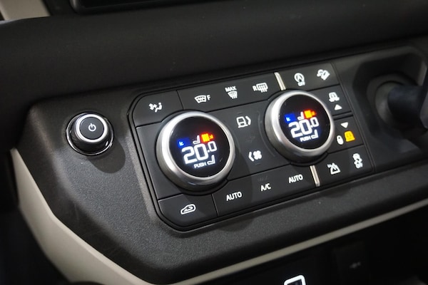 Used Land Rover Defender 110 2021 for sale - 76295726: Photo 59