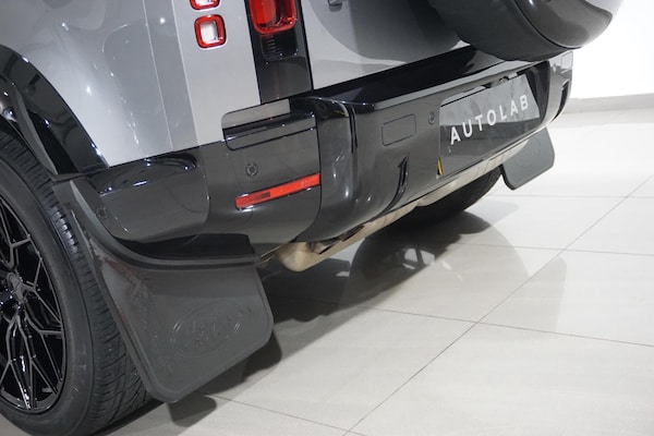 Used Land Rover Defender 110 2021 for sale - 76295726: Photo 64