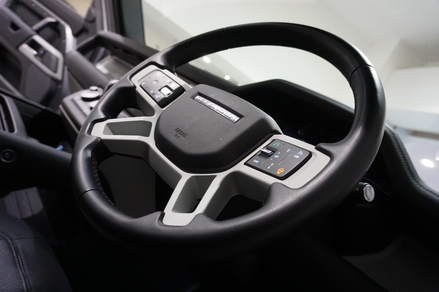 Used Land Rover Defender 110 for sale - 76992291: Photo 57