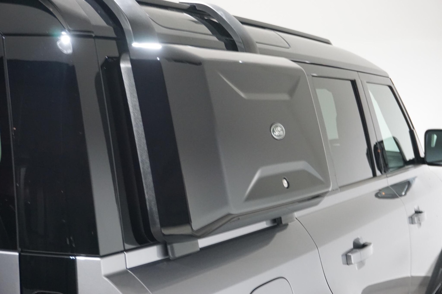 Used Land Rover Defender 110 for sale - 76992291: Photo 71