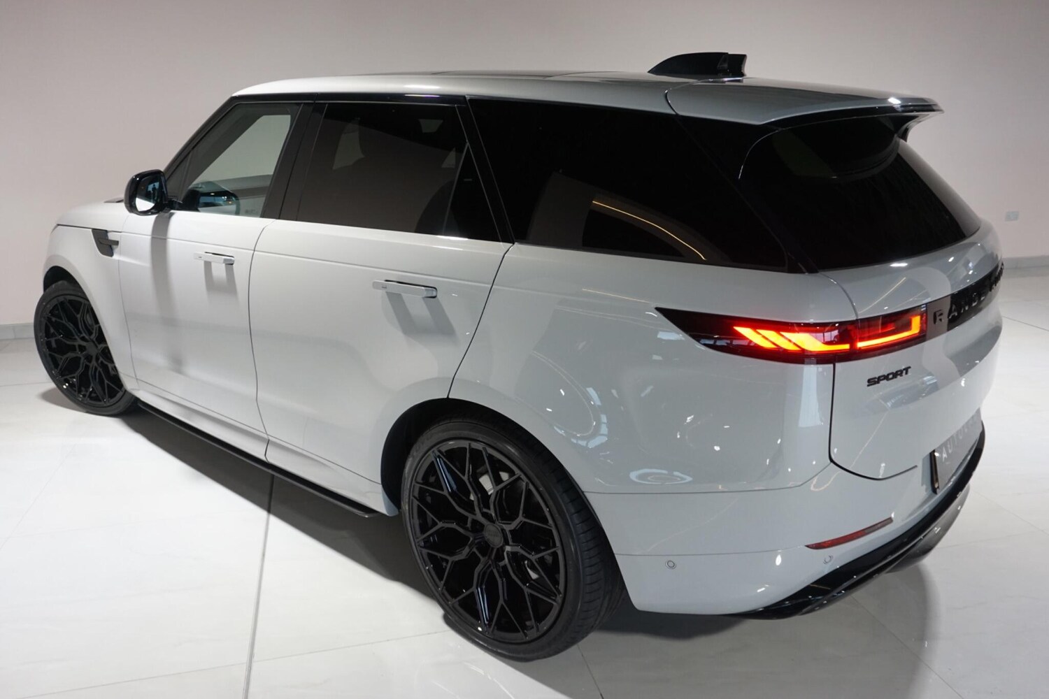 Used Land Rover Range Rover Sport 2023 for sale - 77824203: Photo 39