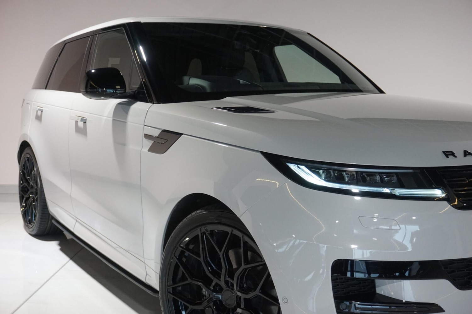 Used Land Rover Range Rover Sport 2023 for sale - 77824203: Photo 52