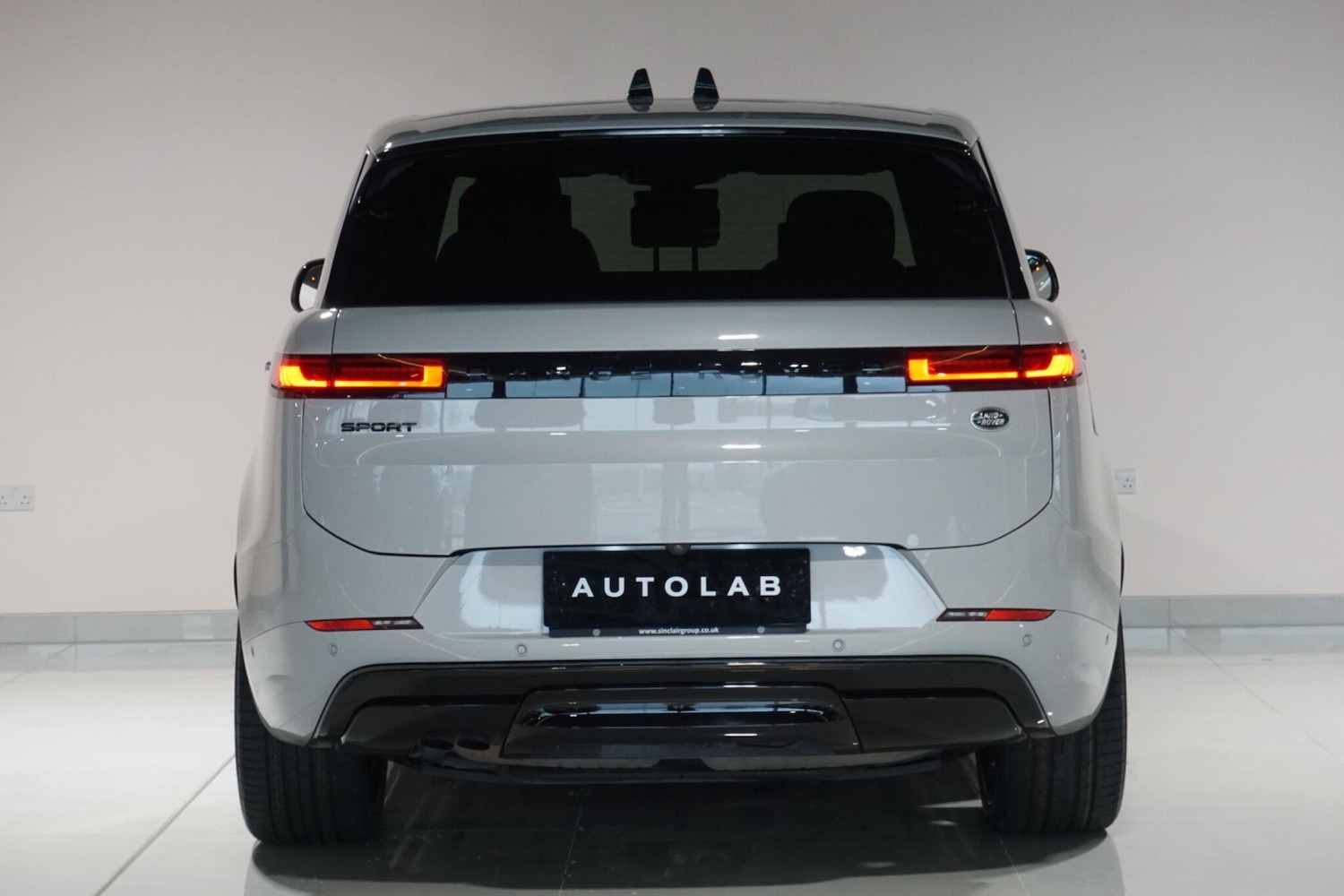 Used Land Rover Range Rover Sport 2023 for sale - 77824203: Photo 8