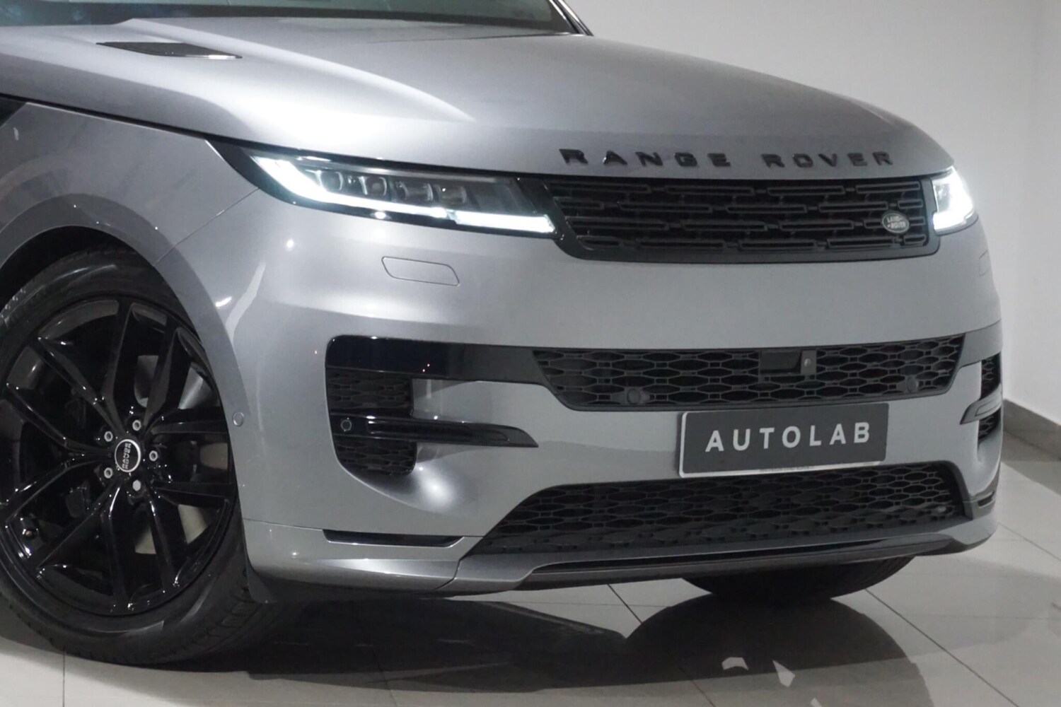 Used Land Rover Range Rover Sport 2023 for sale - 76306274: Photo 40