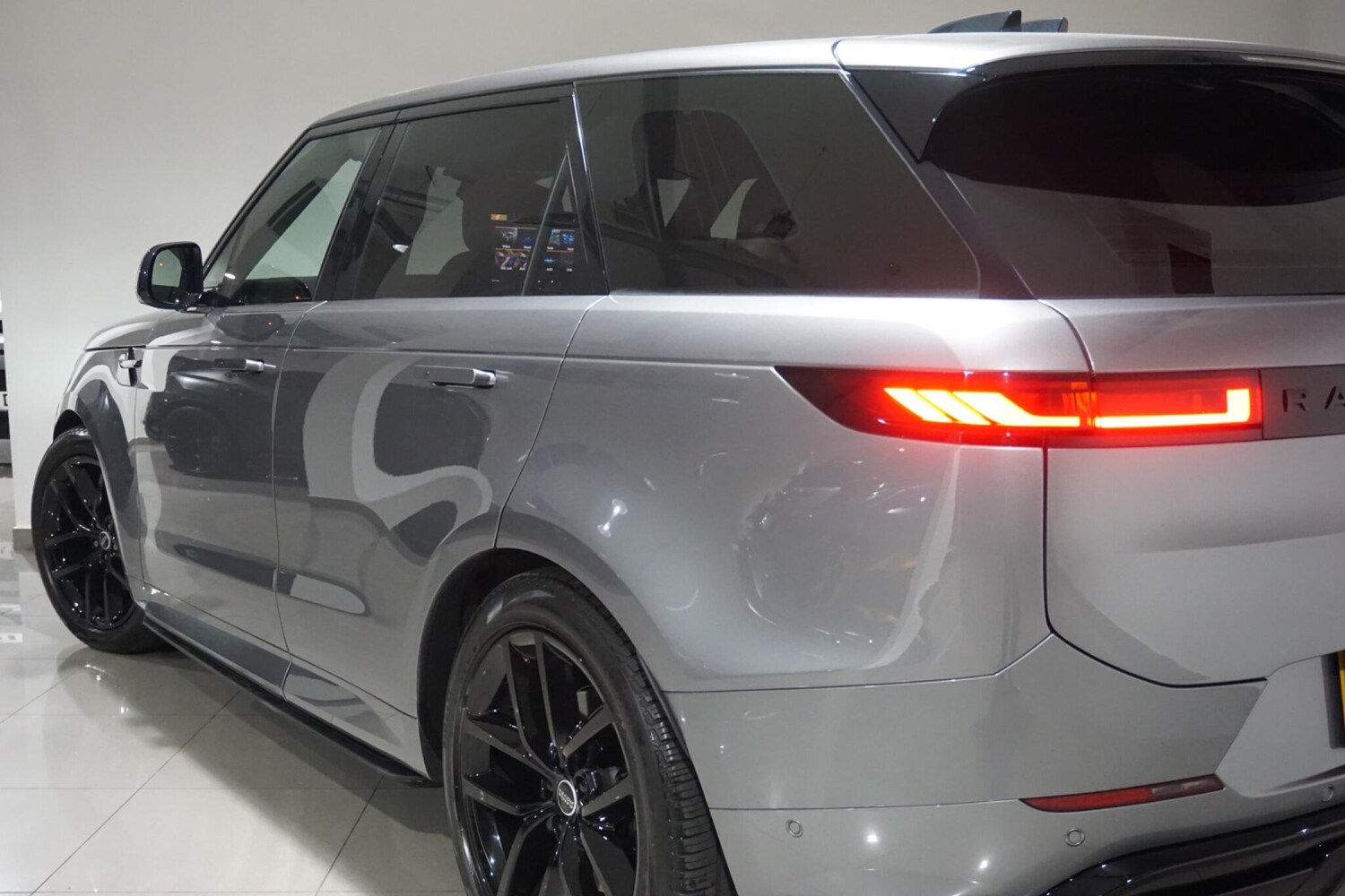 Used Land Rover Range Rover Sport 2023 for sale - 76306274: Photo 47