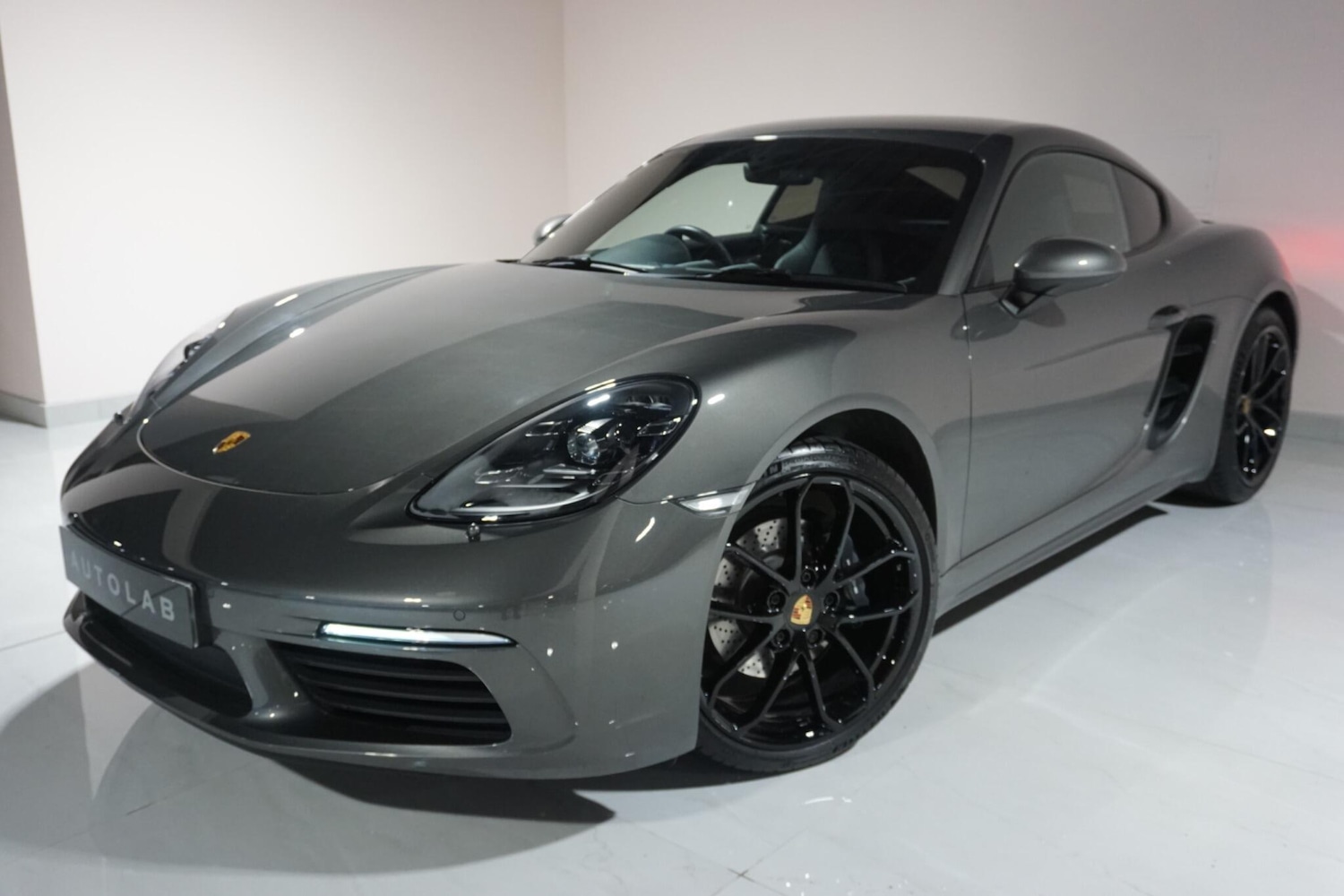 Used Porsche Cayman 2024 for sale - 77279037: Photo 20