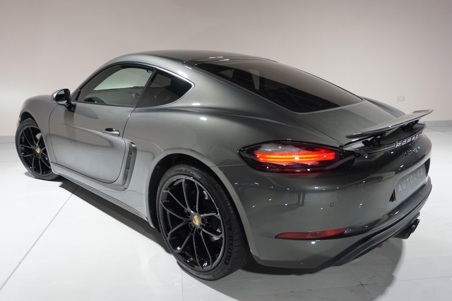 Used Porsche Cayman 2024 for sale - 77279037: Photo 21