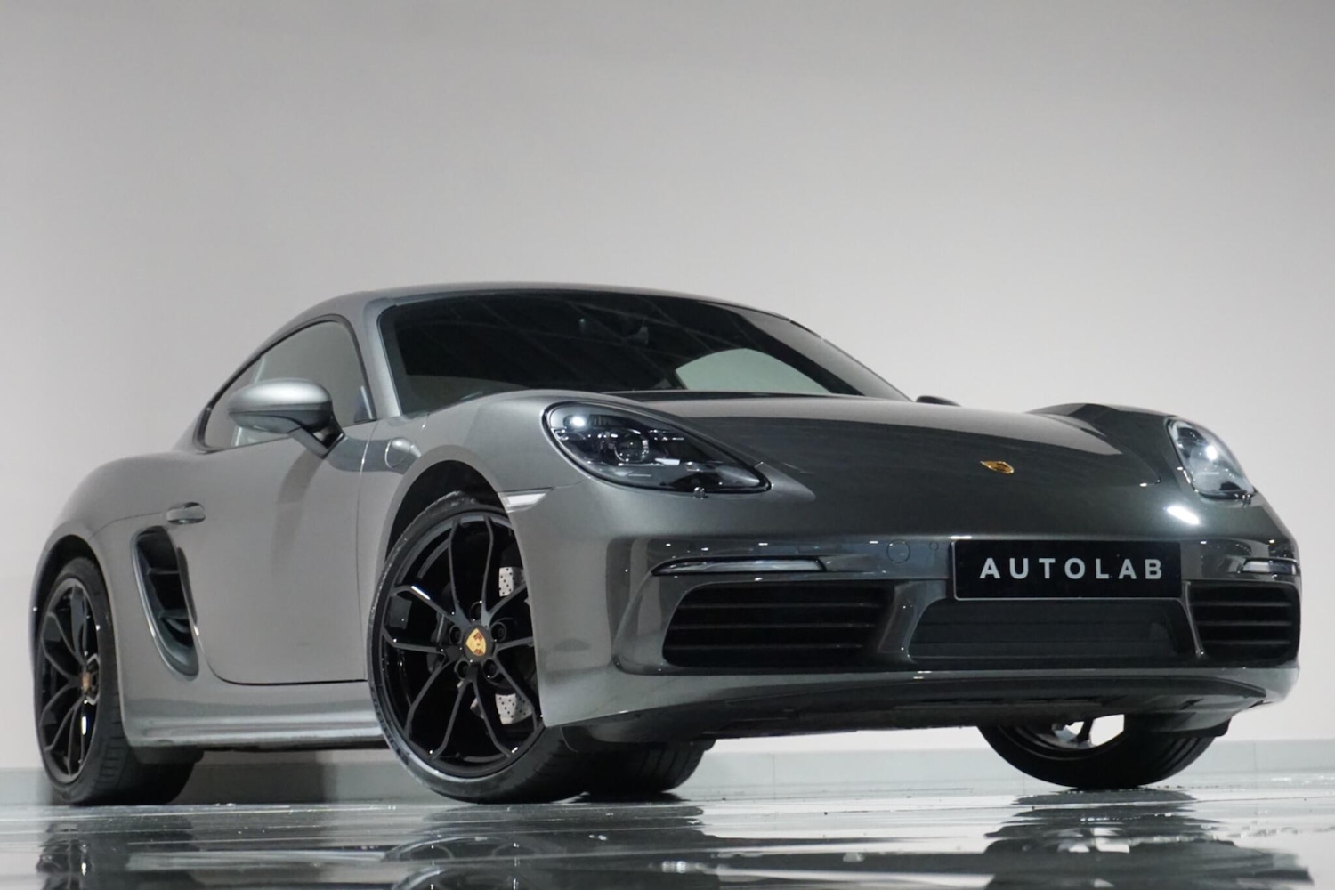 Used Porsche Cayman 2024 for sale - 77279037: Photo 24