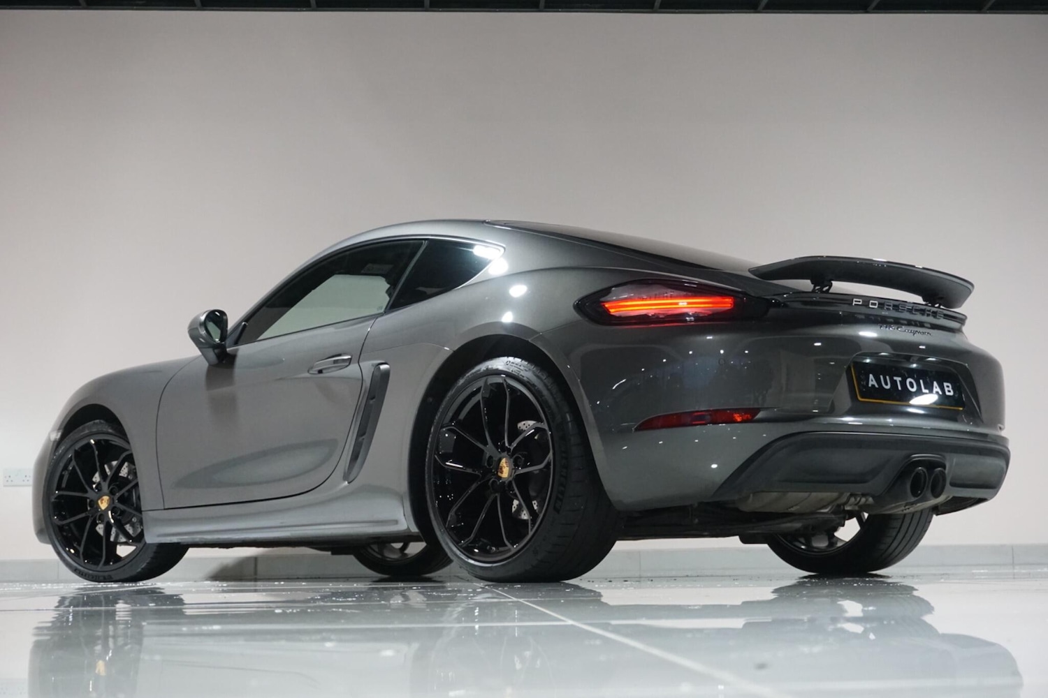 Used Porsche Cayman 2024 for sale - 77279037: Photo 30