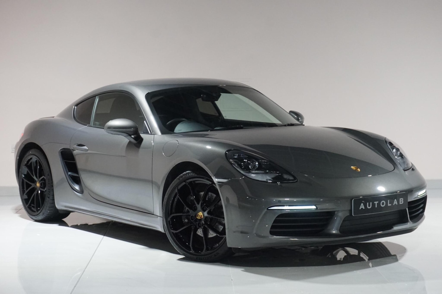 Used Porsche Cayman 2024 for sale - 77279037: Photo 33