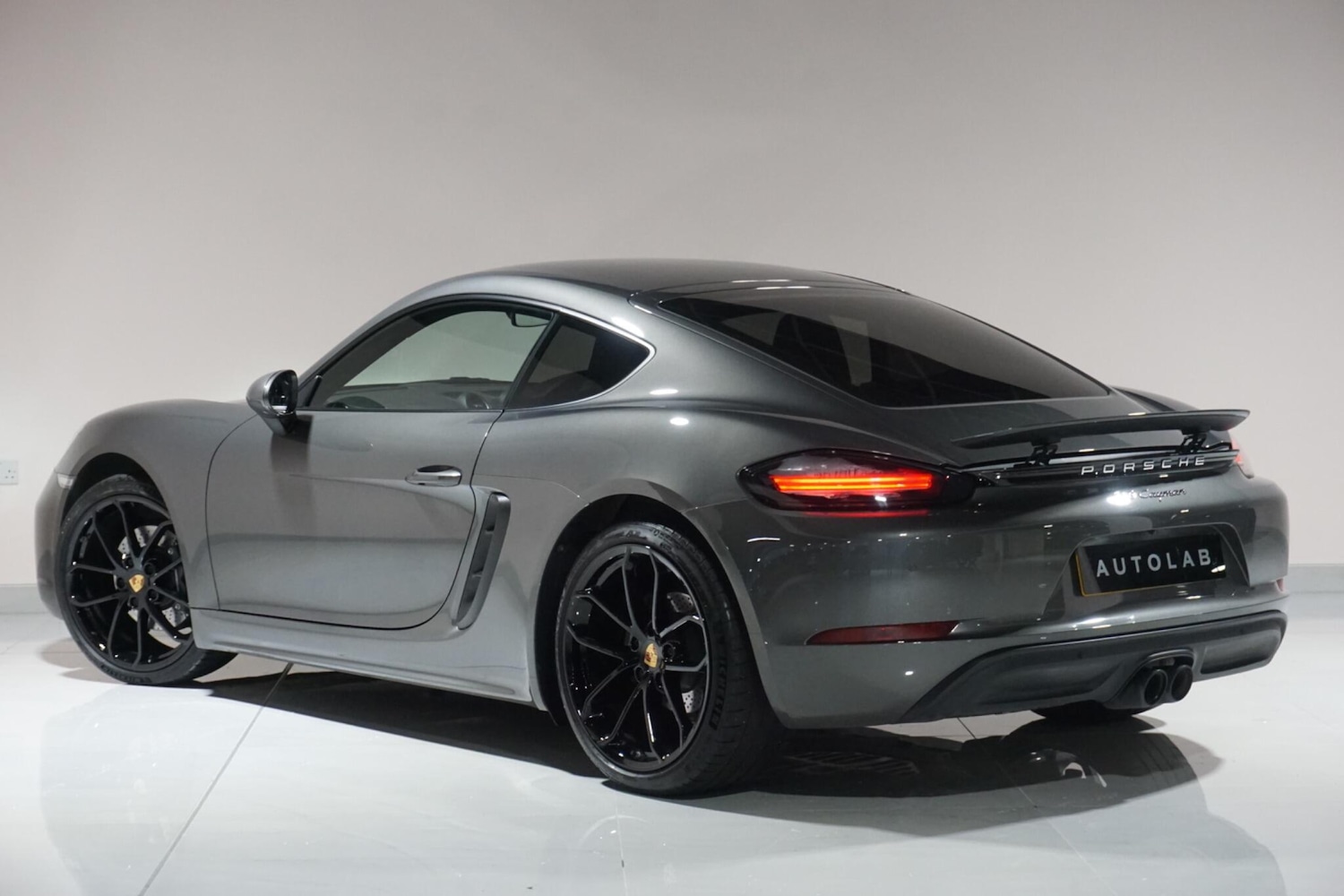 Used Porsche Cayman 2024 for sale - 77279037: Photo 34