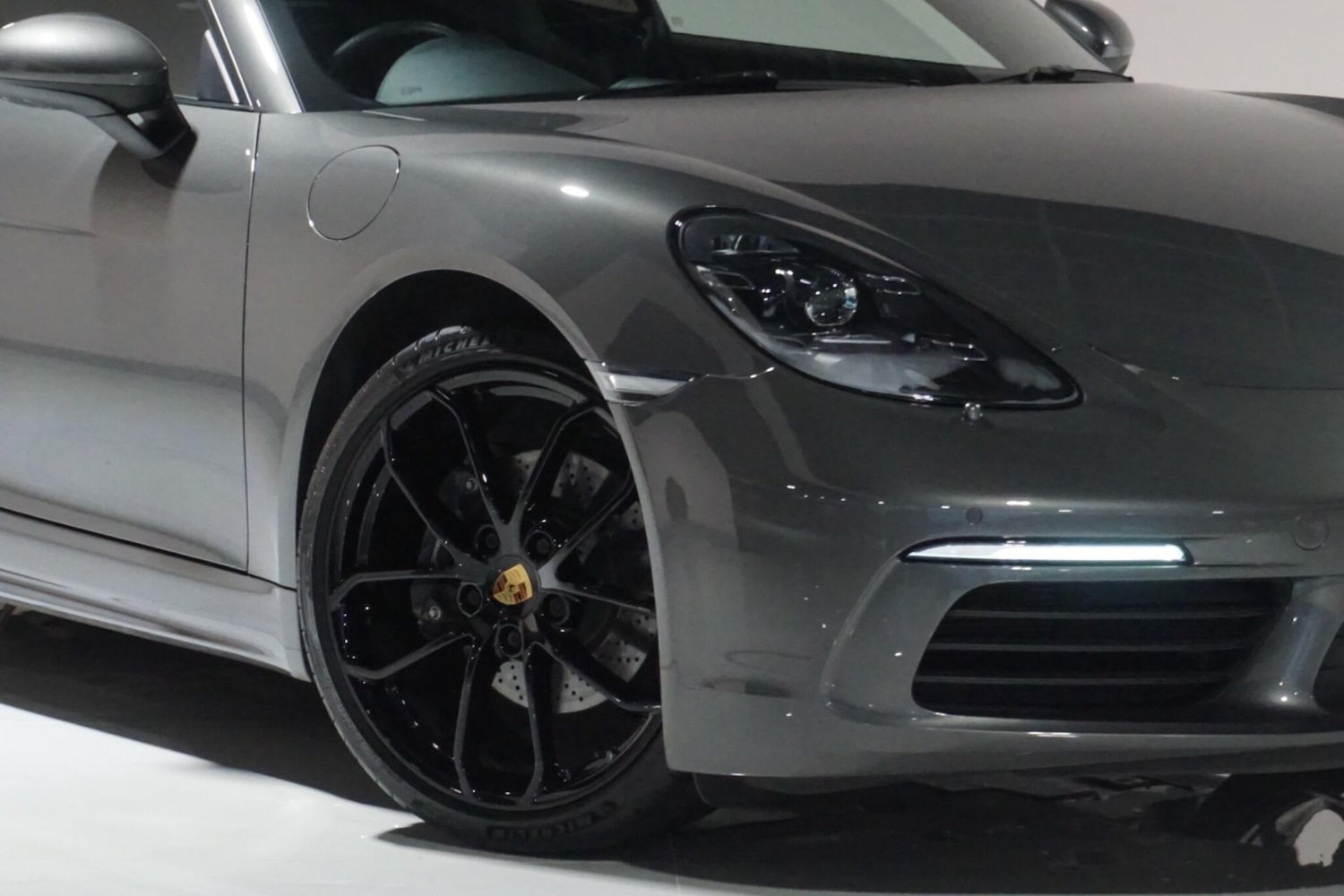 Used Porsche Cayman 2024 for sale - 77279037: Photo 41