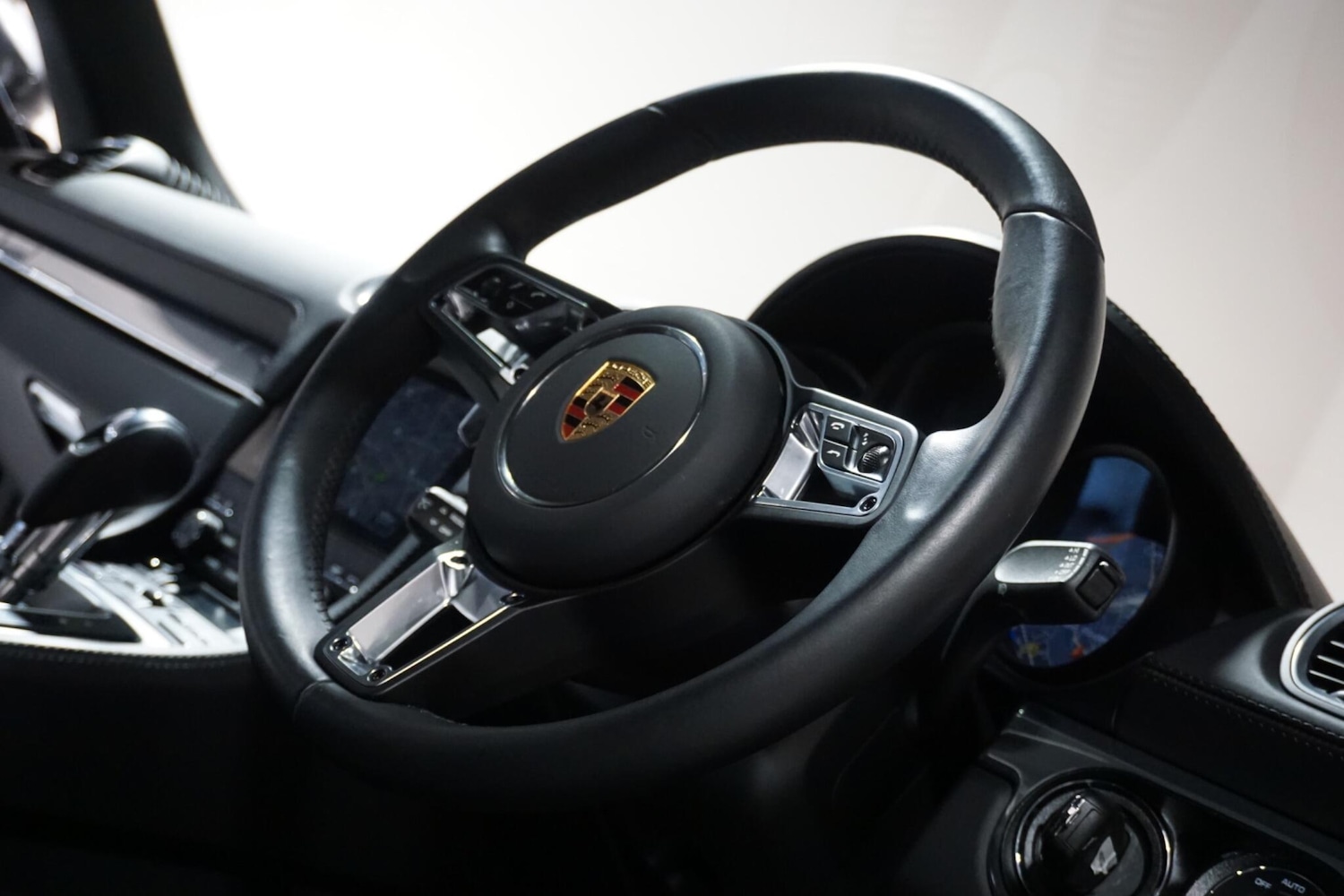 Used Porsche Cayman 2024 for sale - 77279037: Photo 51