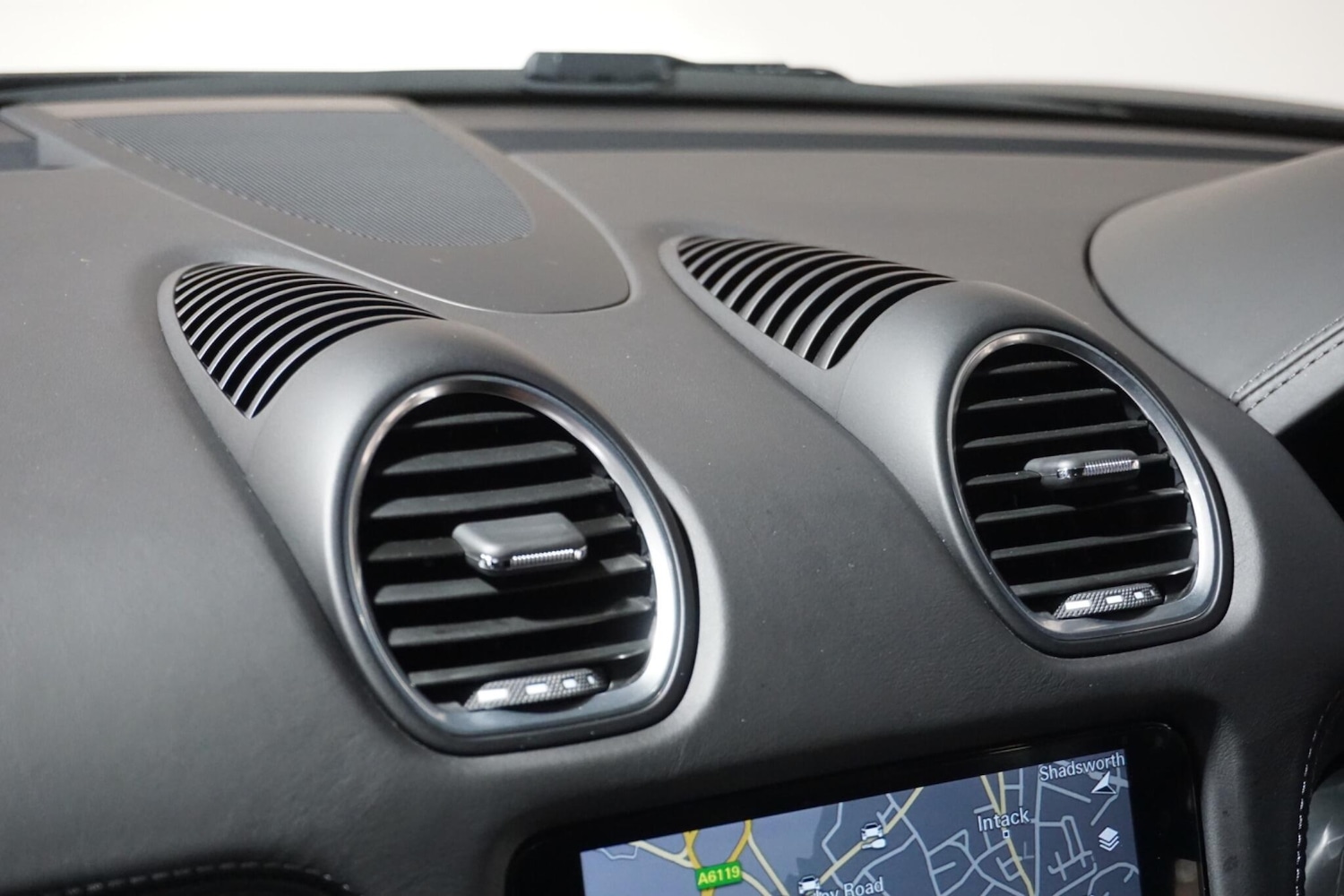 Used Porsche Cayman 2024 for sale - 77279037: Photo 53