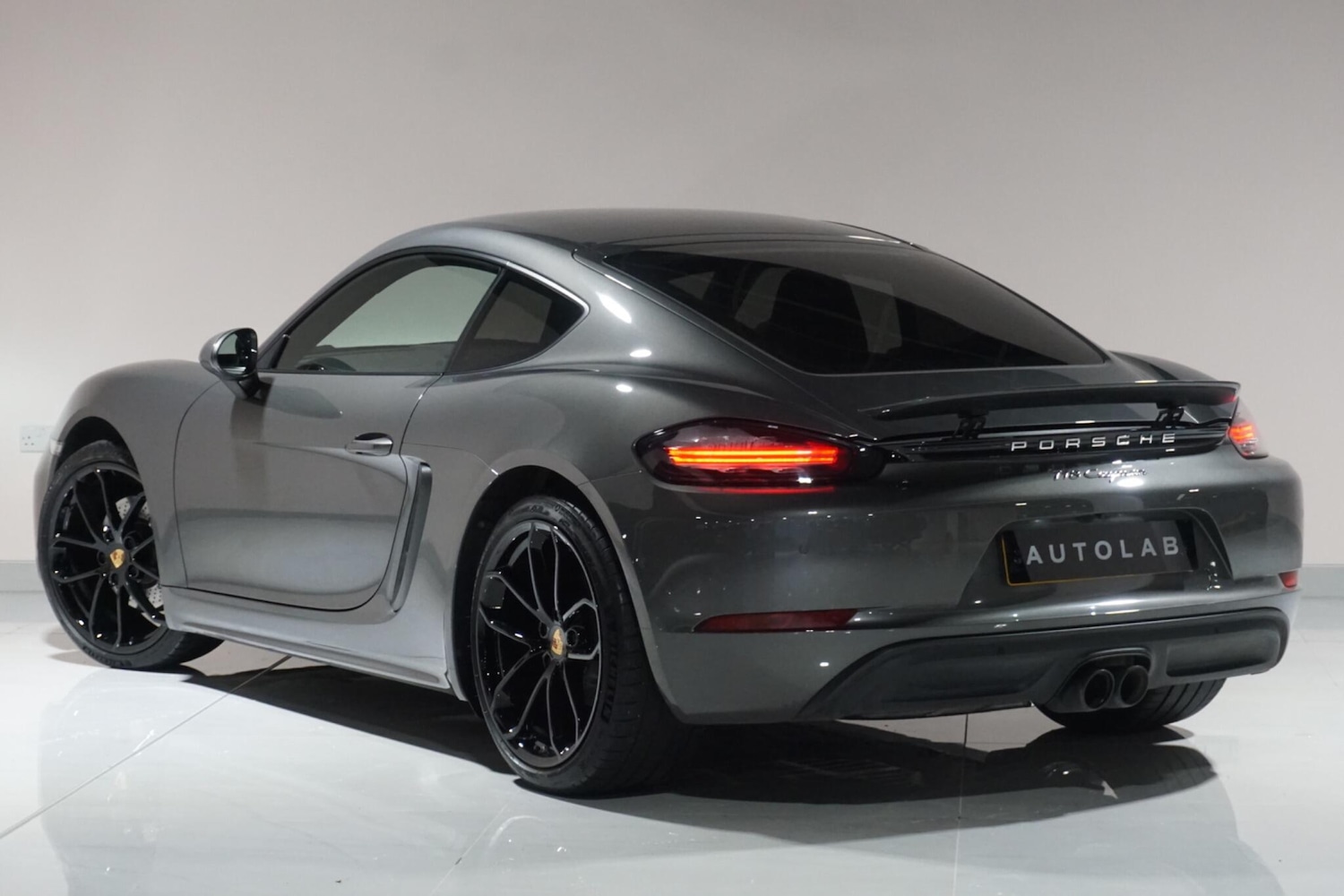 Used Porsche Cayman 2024 for sale - 77279037: Photo 6