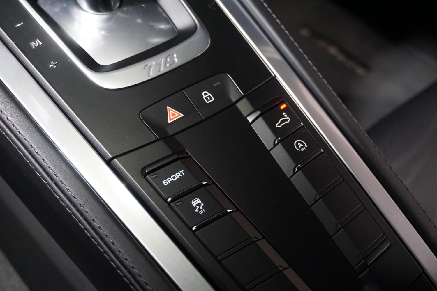 Used Porsche Cayman 2024 for sale - 77279037: Photo 61