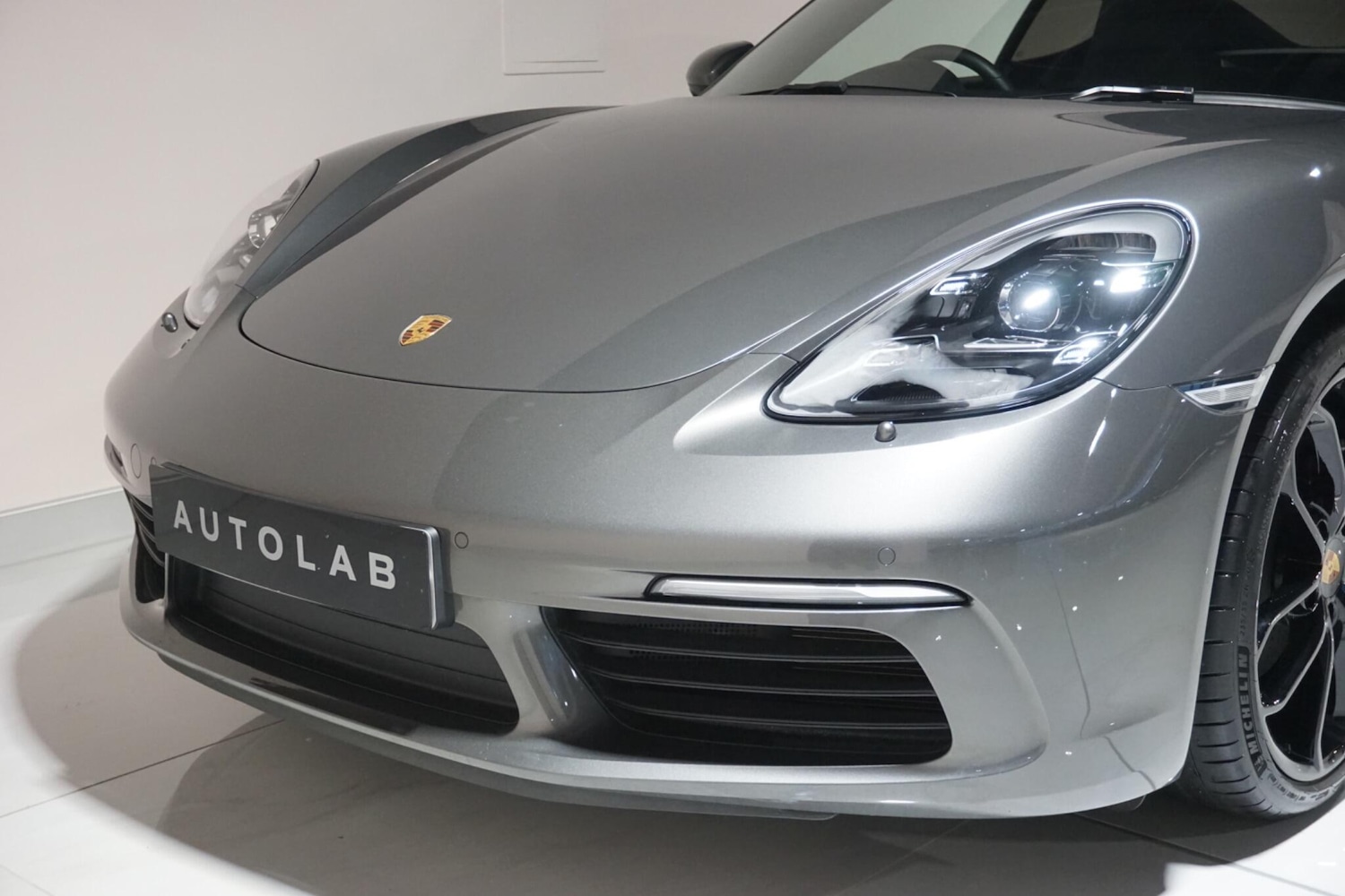 Used Porsche Cayman 2024 for sale - 77279037: Photo 63