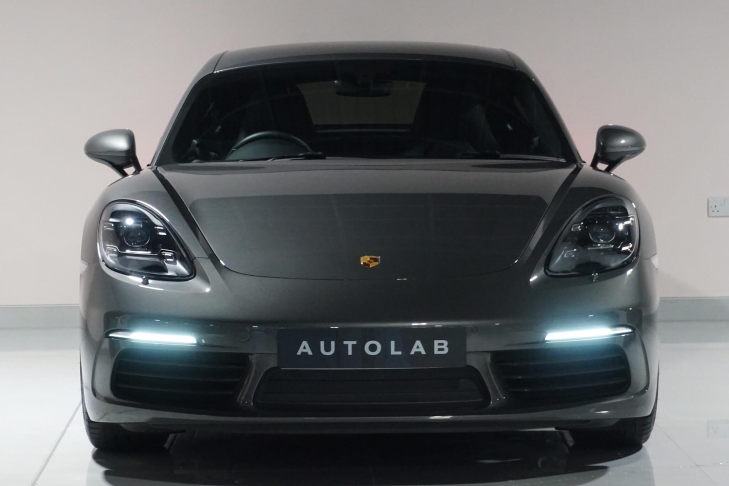 Used Porsche Cayman 2024 for sale - 77279037: Photo 7