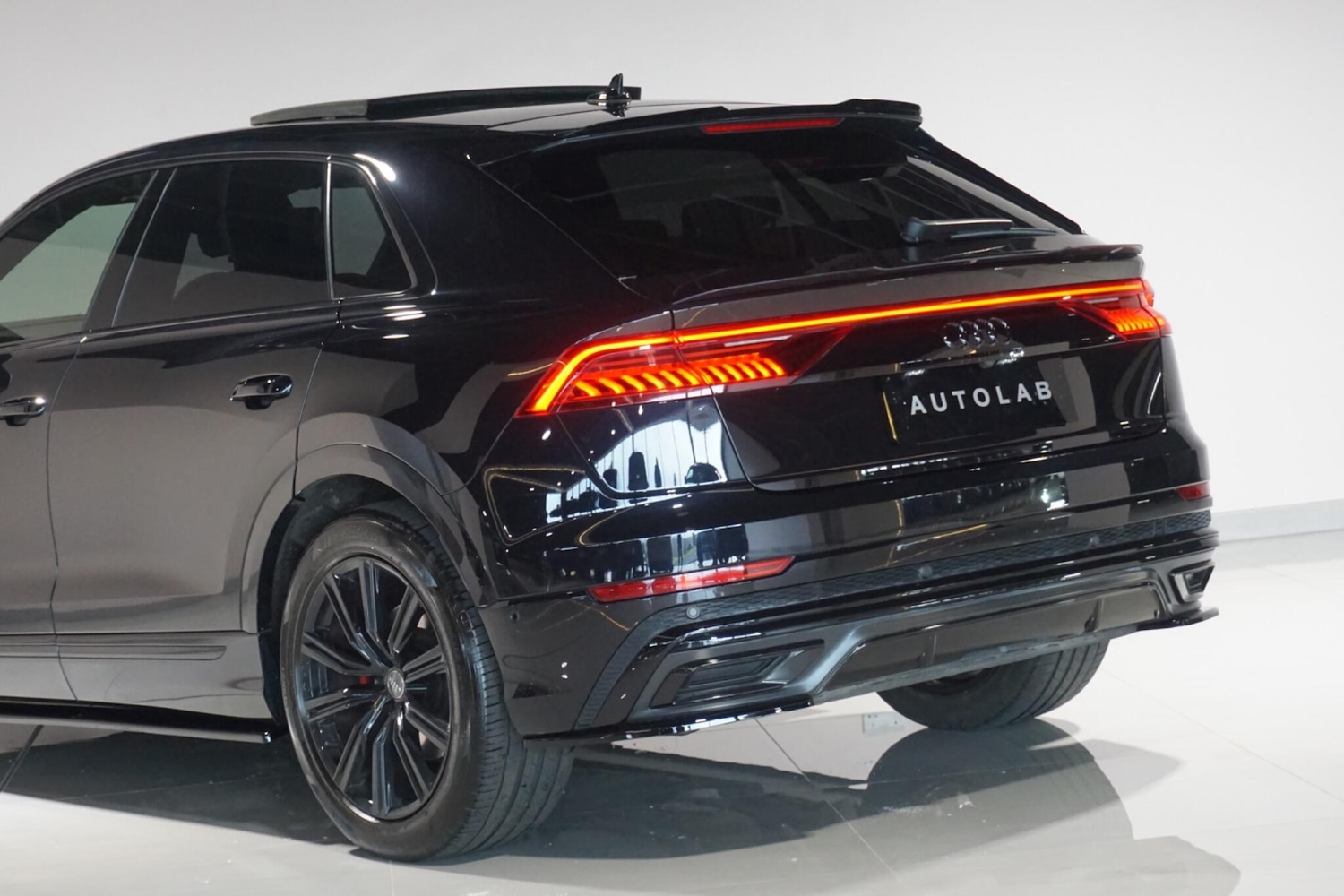 Used Audi Q8 2018 for sale - 78007026: Photo 42