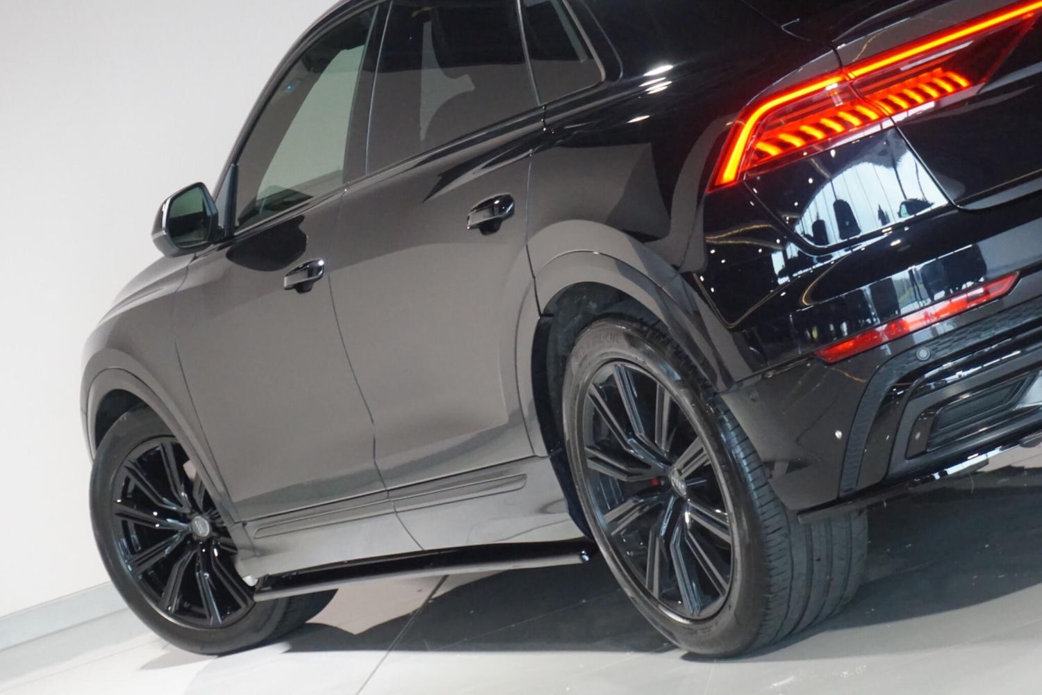 Used Audi Q8 2018 for sale - 78007026: Photo 44