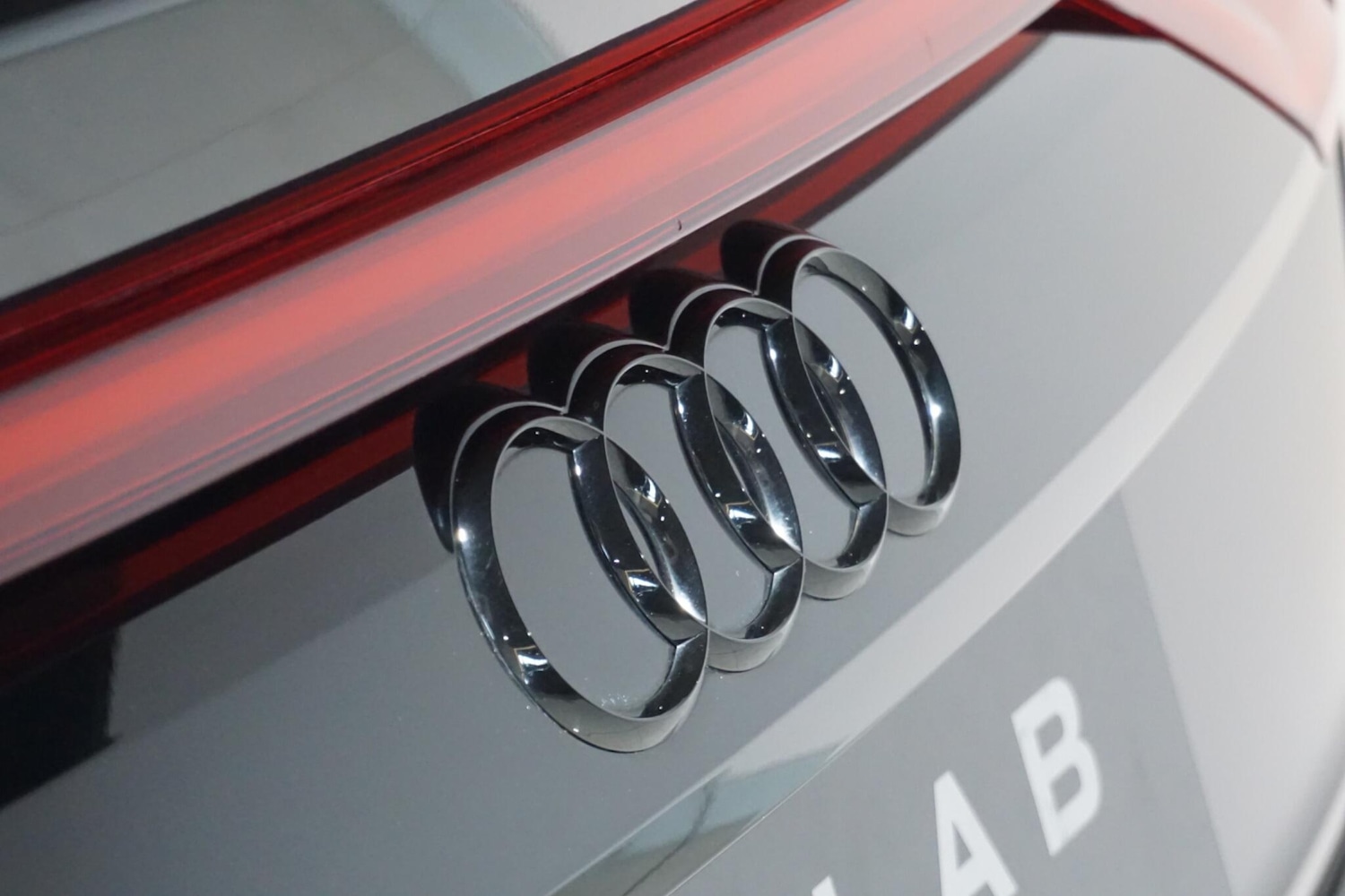 Used Audi Q8 2018 for sale - 78007026: Photo 82