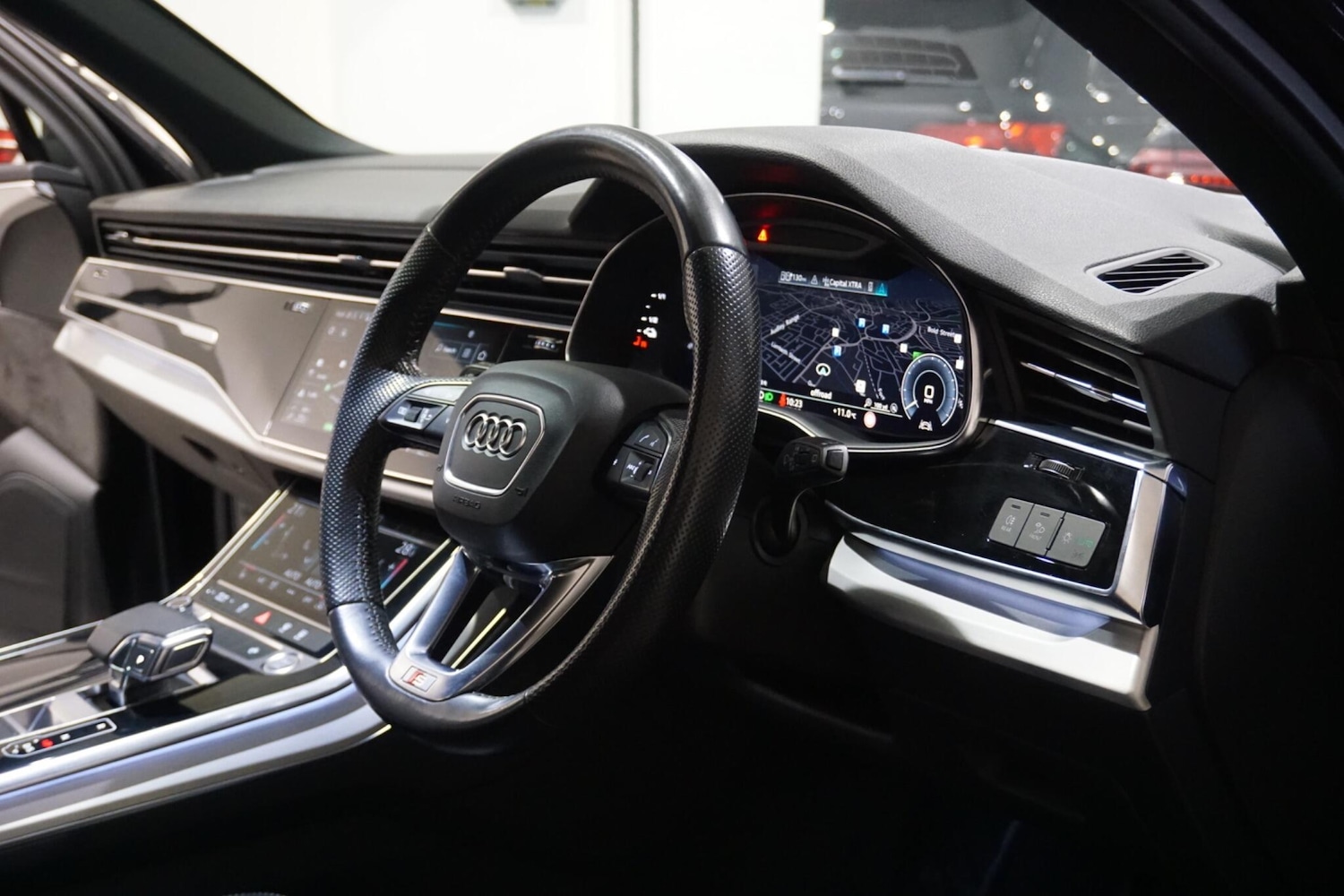 Used Audi Q7 2020 for sale - 76918512: Photo 13