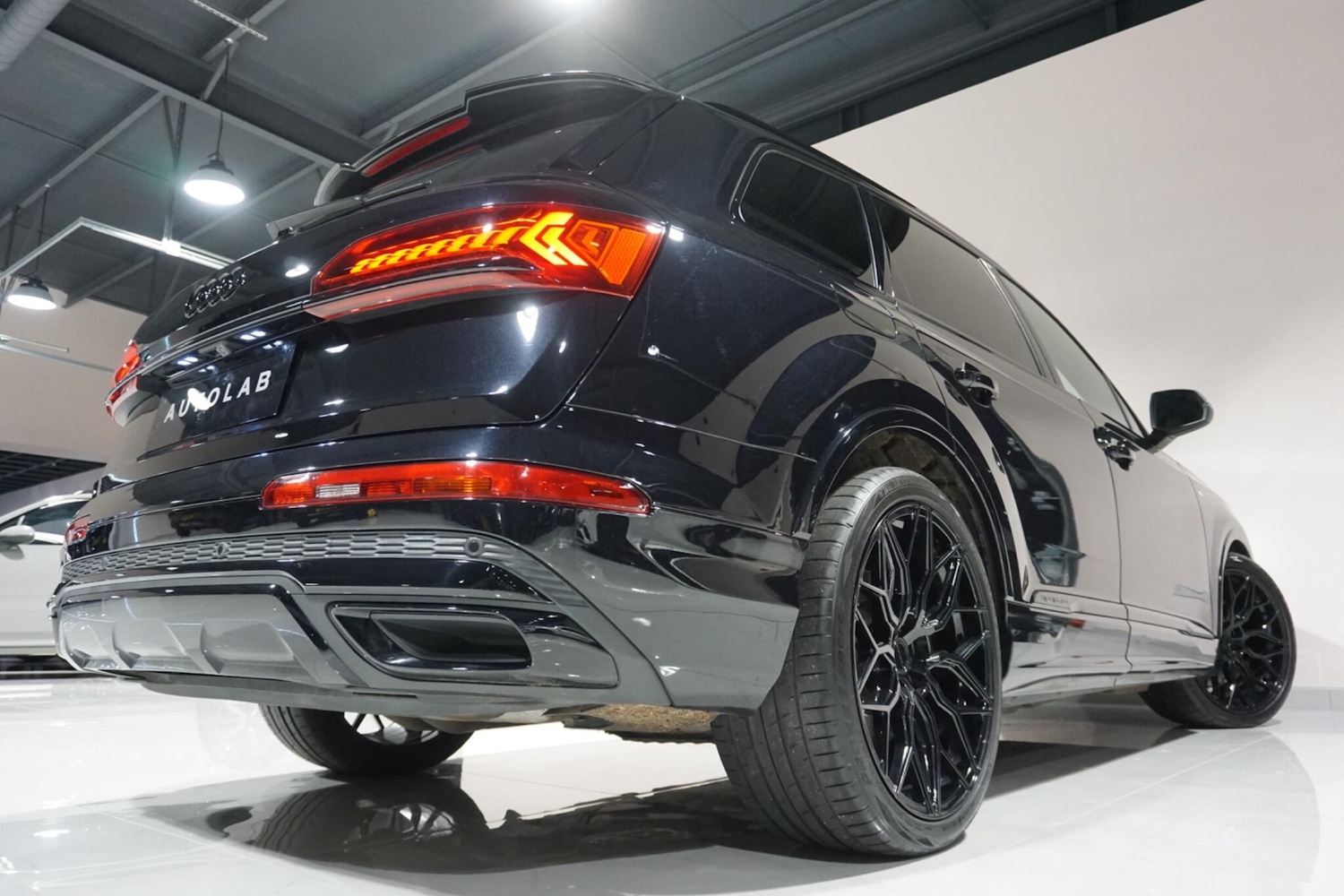 Used Audi Q7 2020 for sale - 76918512: Photo 30