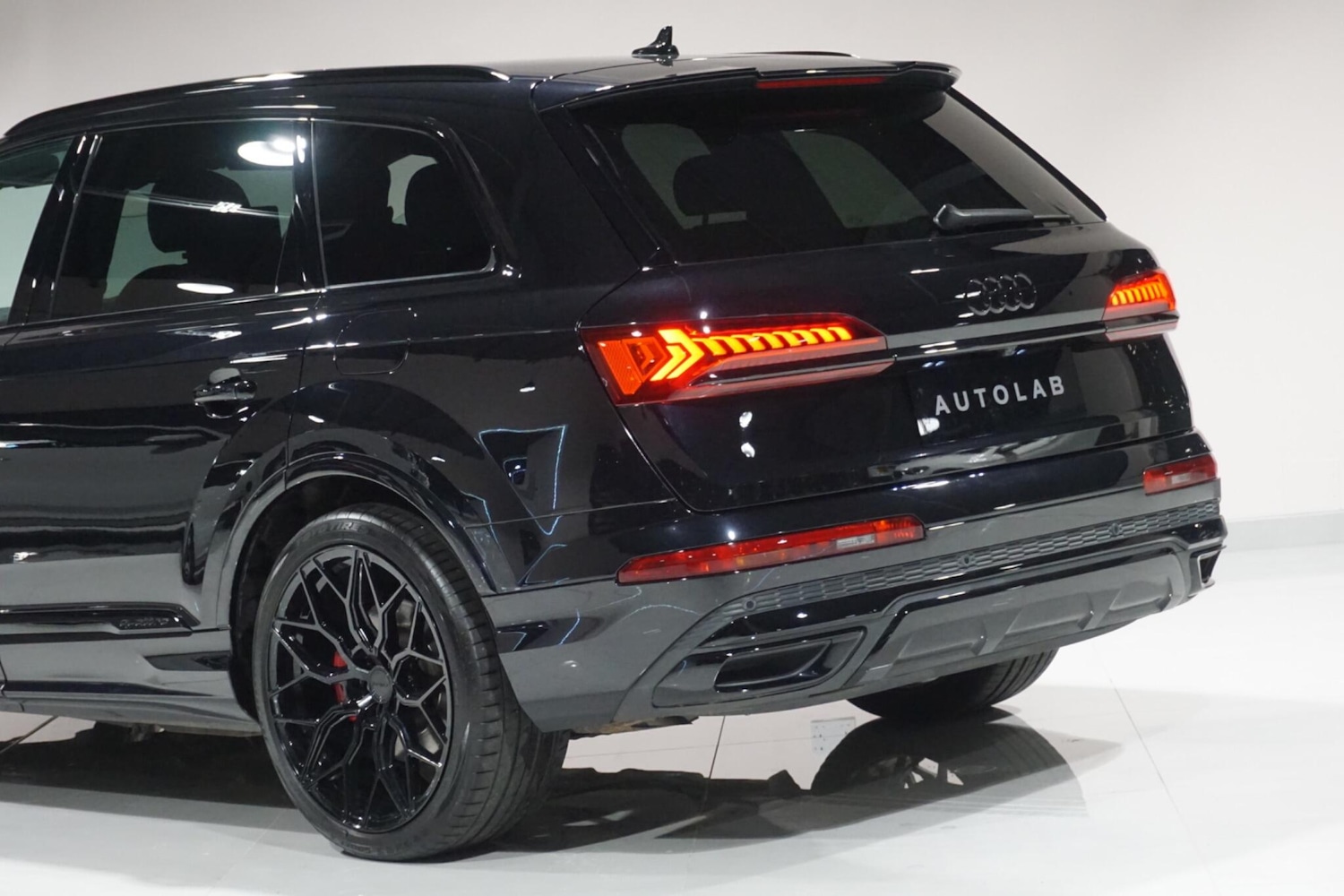 Used Audi Q7 2020 for sale - 76918512: Photo 39