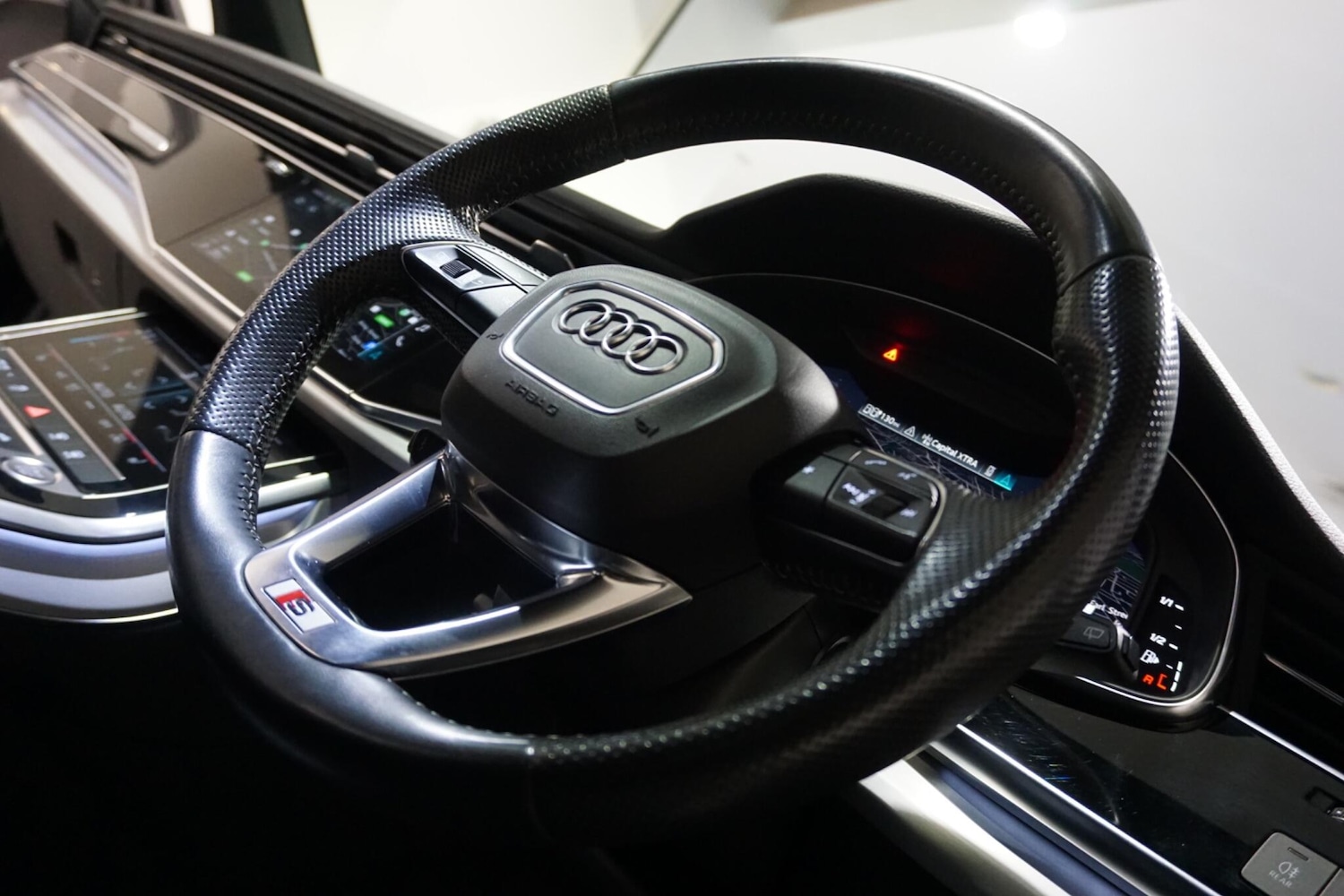 Used Audi Q7 2020 for sale - 76918512: Photo 55