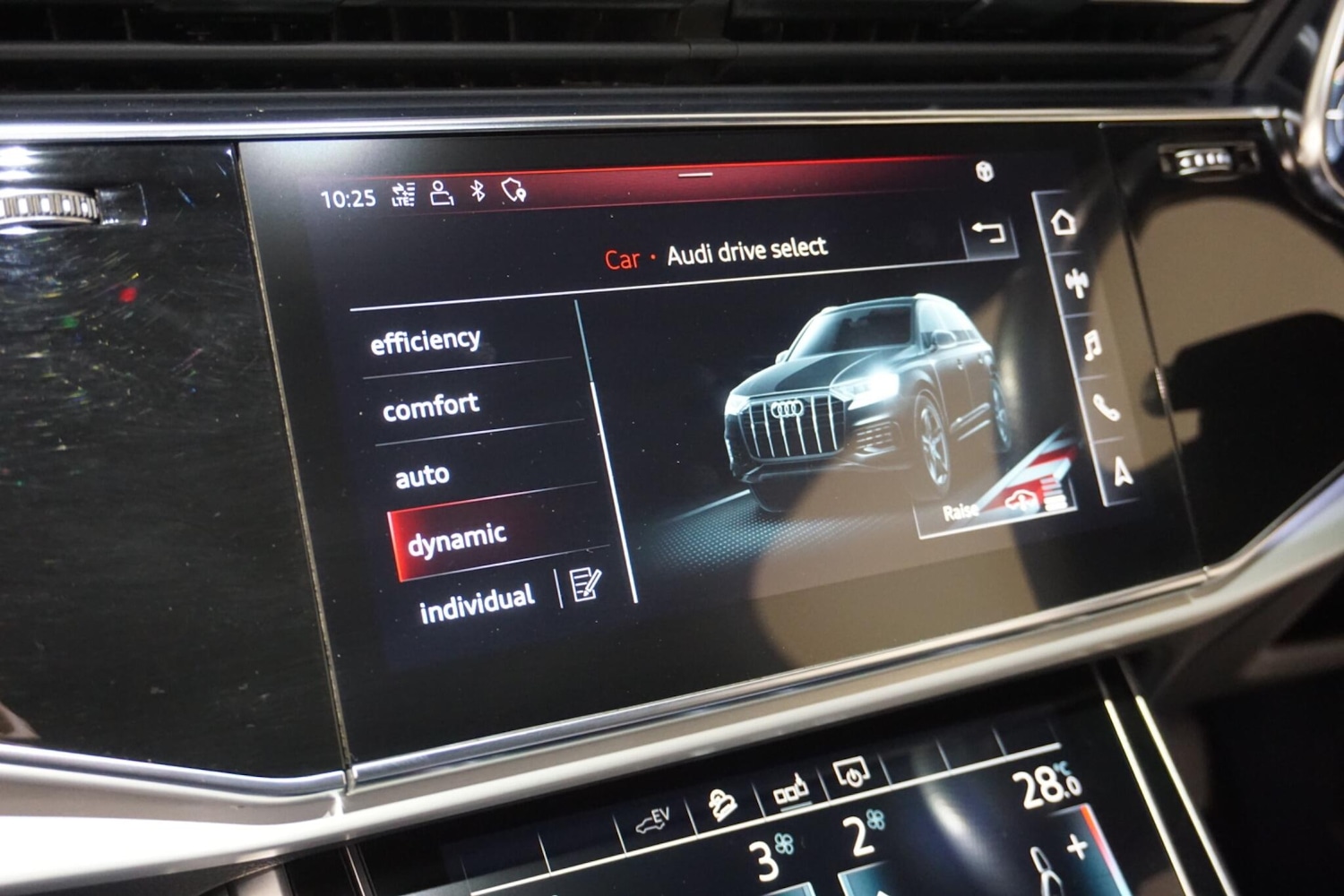 Used Audi Q7 2020 for sale - 76918512: Photo 61