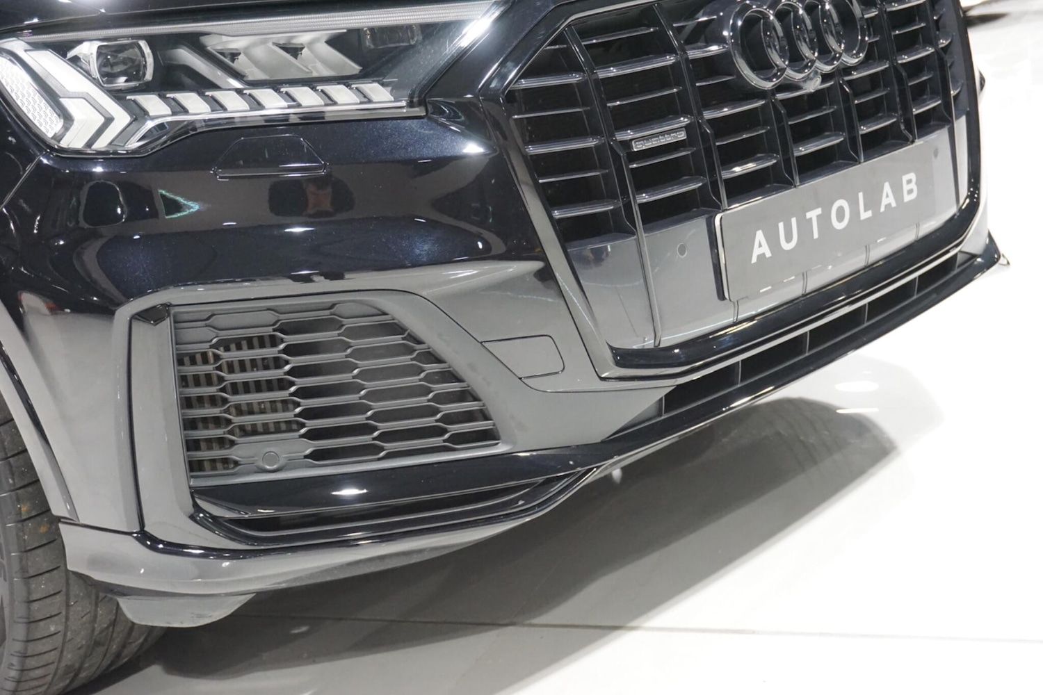 Used Audi Q7 2020 for sale - 76918512: Photo 69