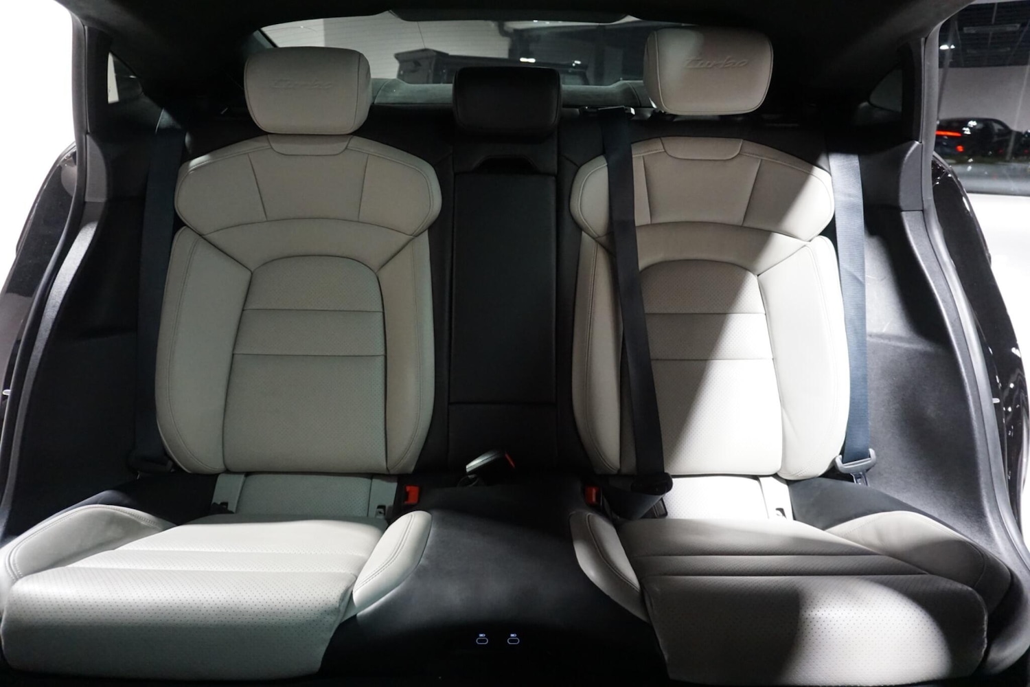 Used Porsche Taycan for sale - 77305422: Photo 10