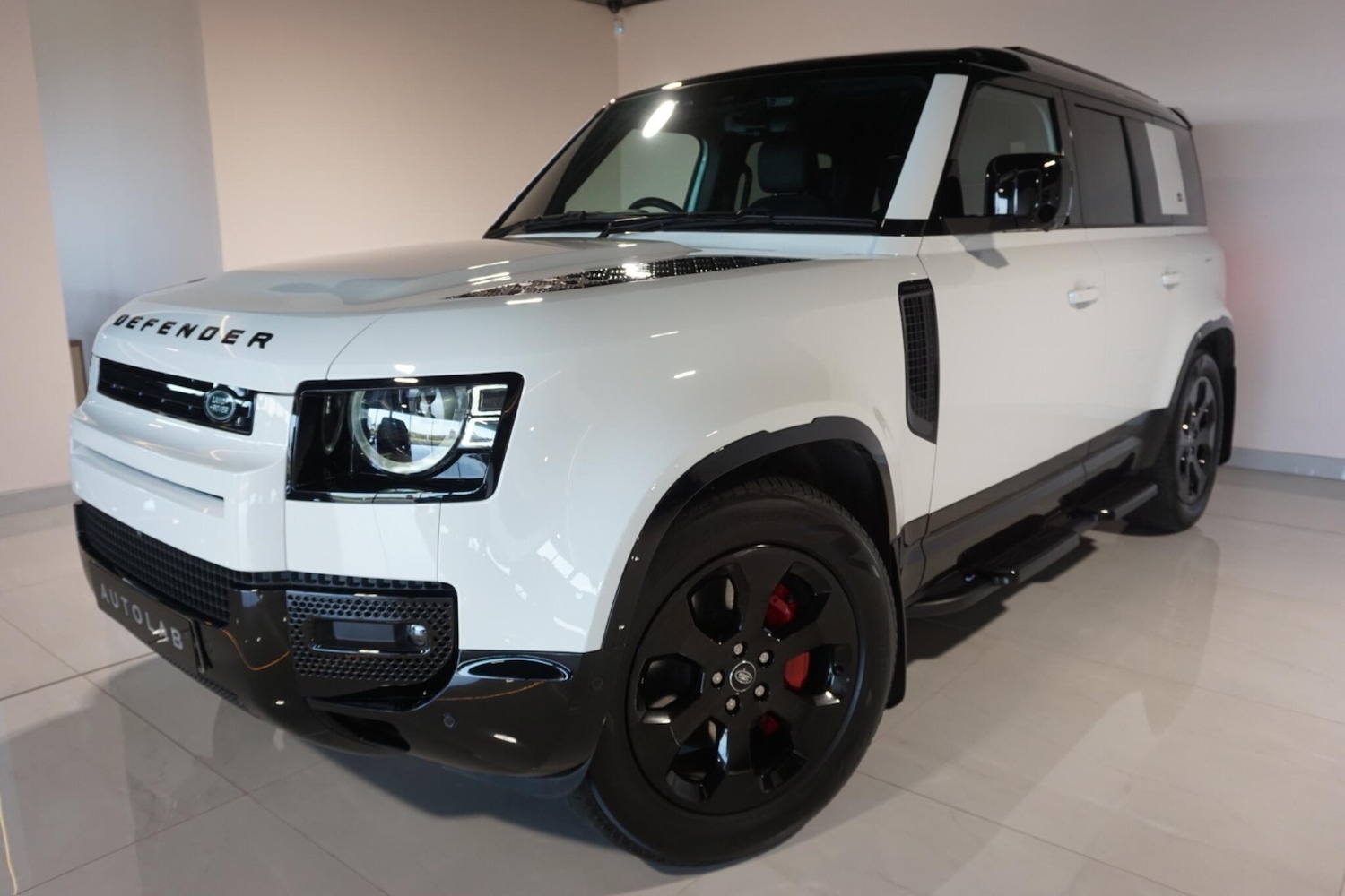 Used Land Rover Defender 2024 for sale - 77940497: Photo 28