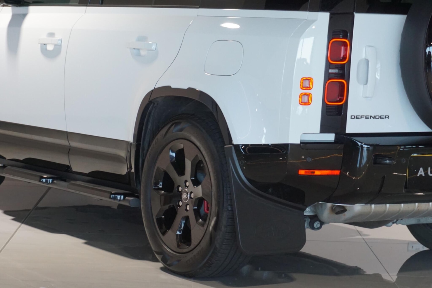 Used Land Rover Defender 2024 for sale - 77940497: Photo 50